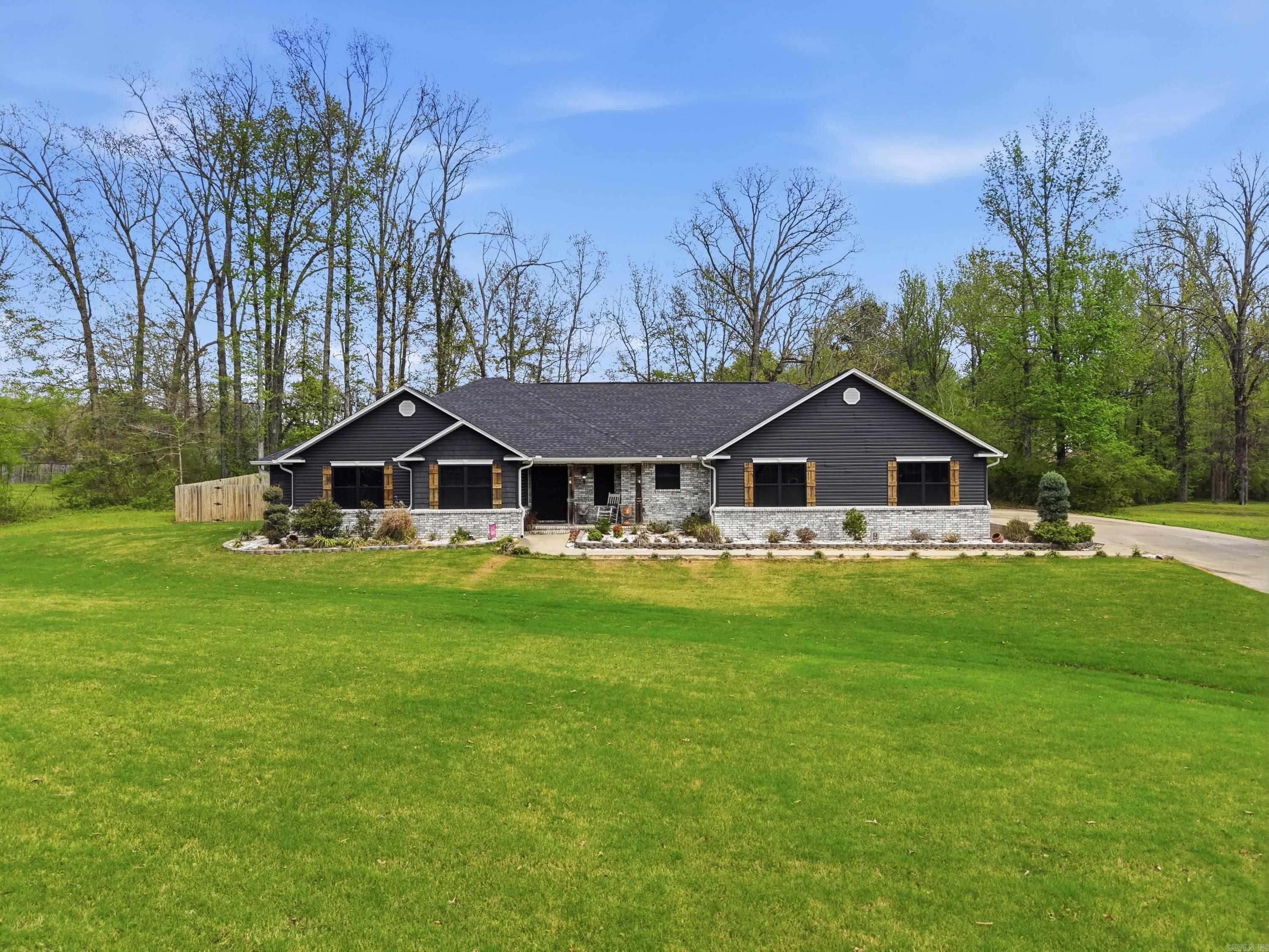 4401 Wagon Trace Cv  White Hall, AR