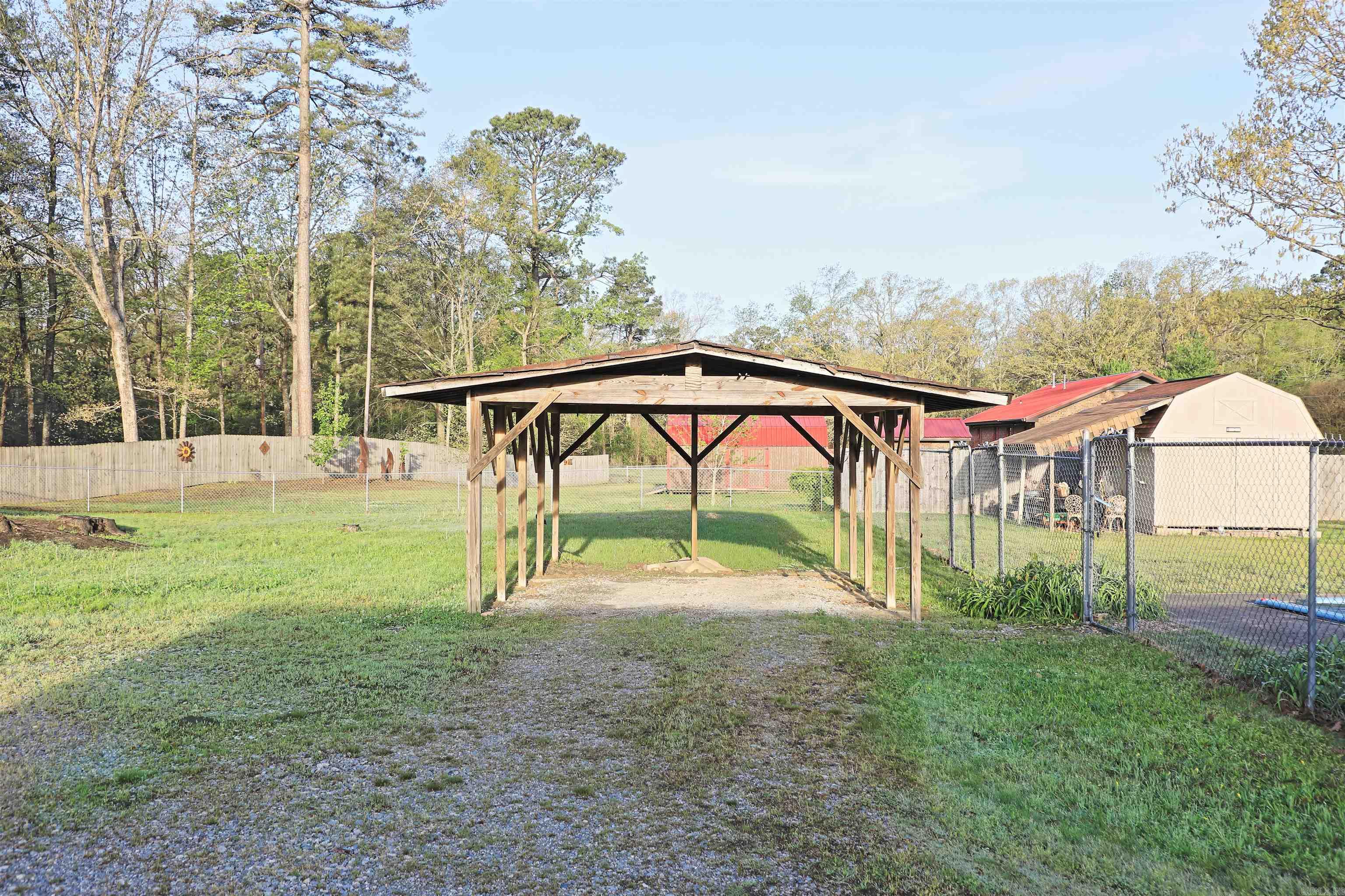 2100 Cook Rd  White Hall, AR