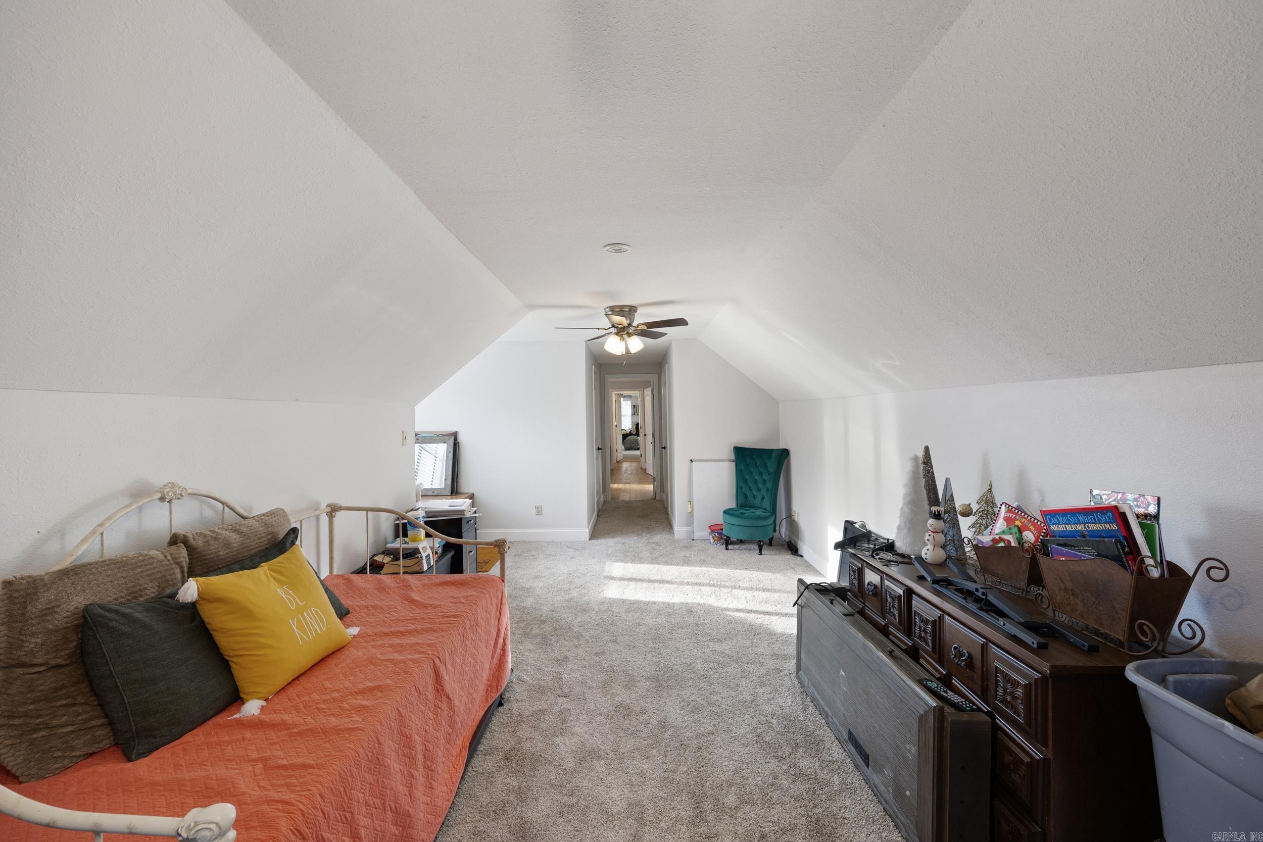 1424 N Lands End Pt  Russellville, AR