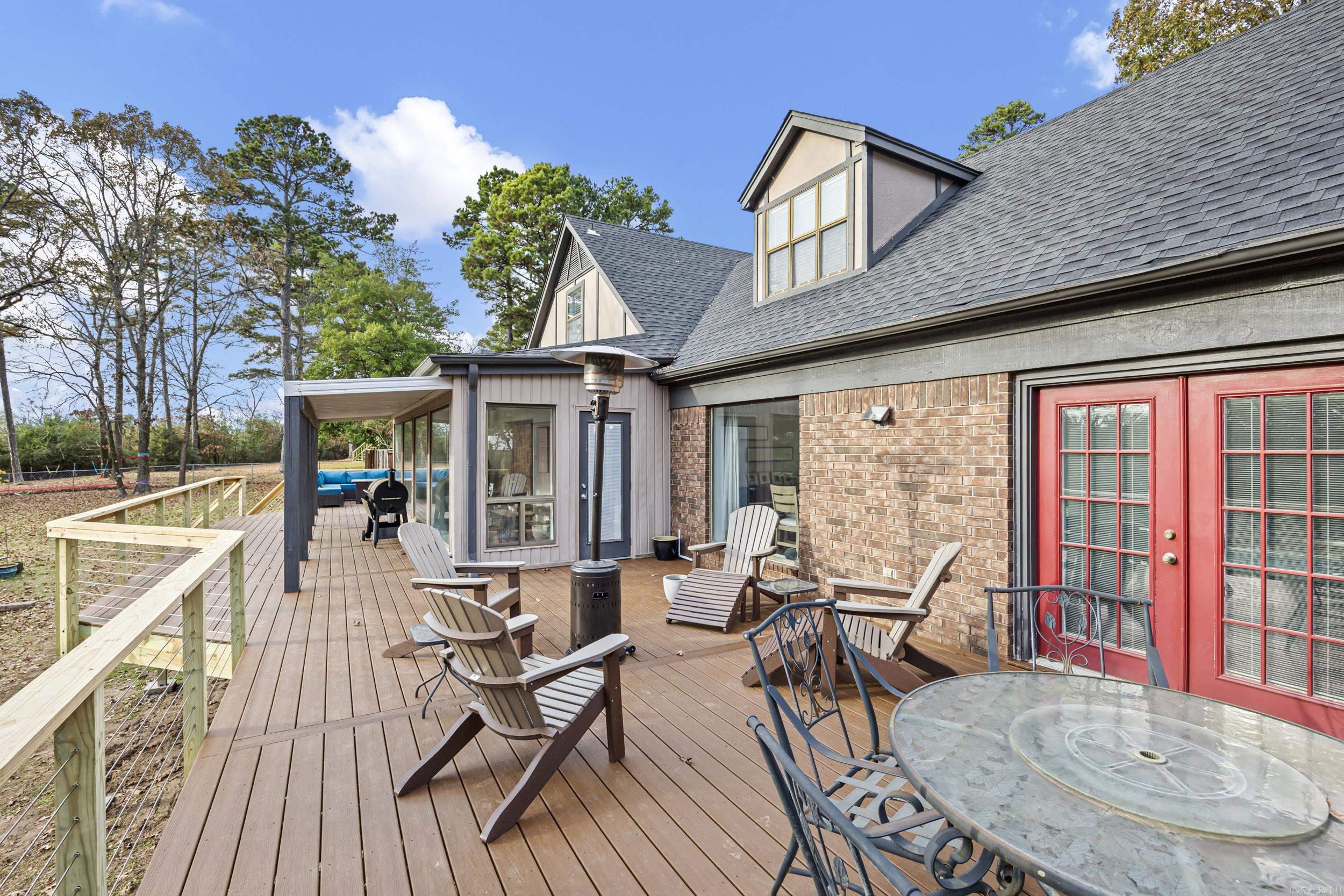 1424 N Lands End Pt  Russellville, AR