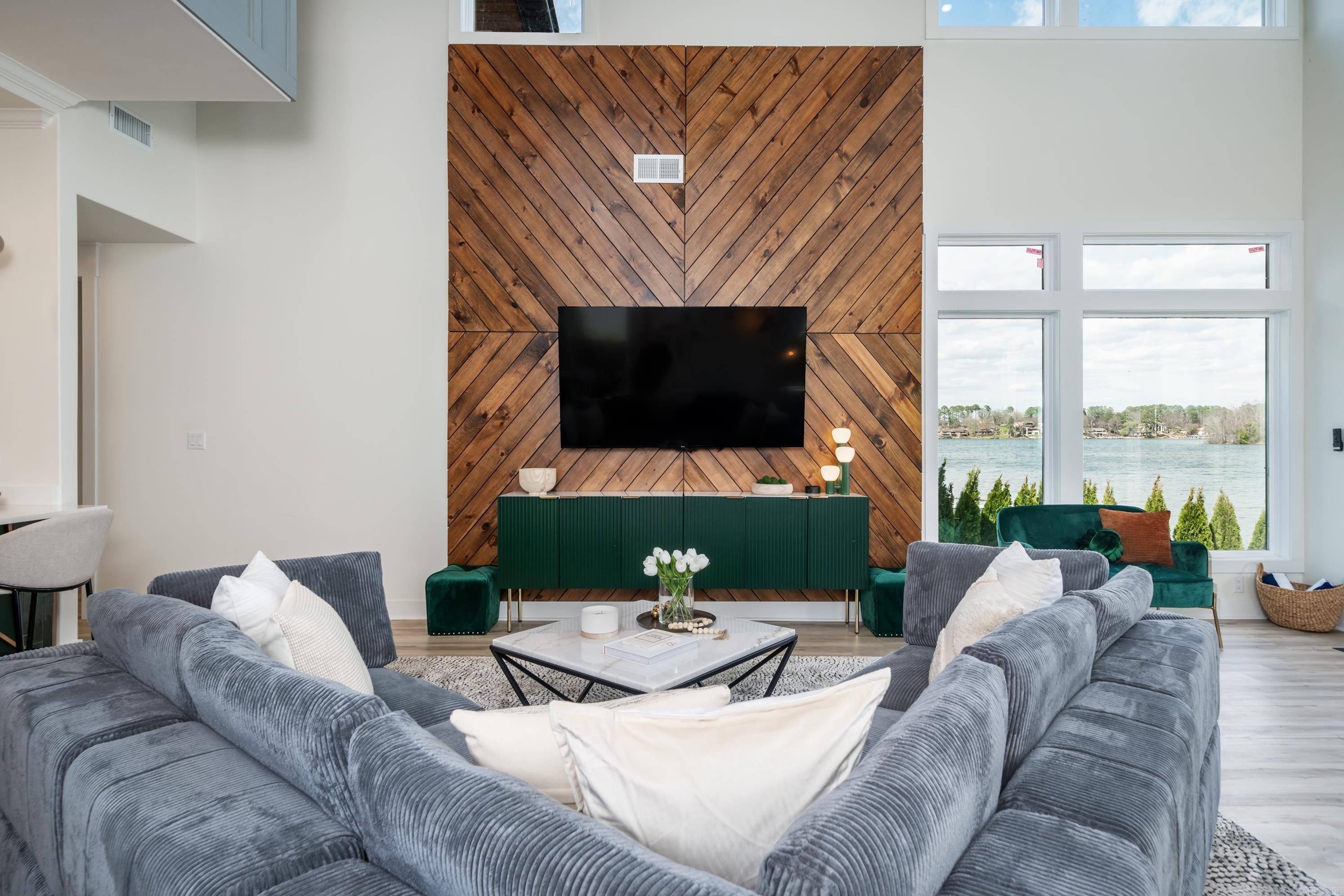 295 Long Beach  Hot Springs, AR