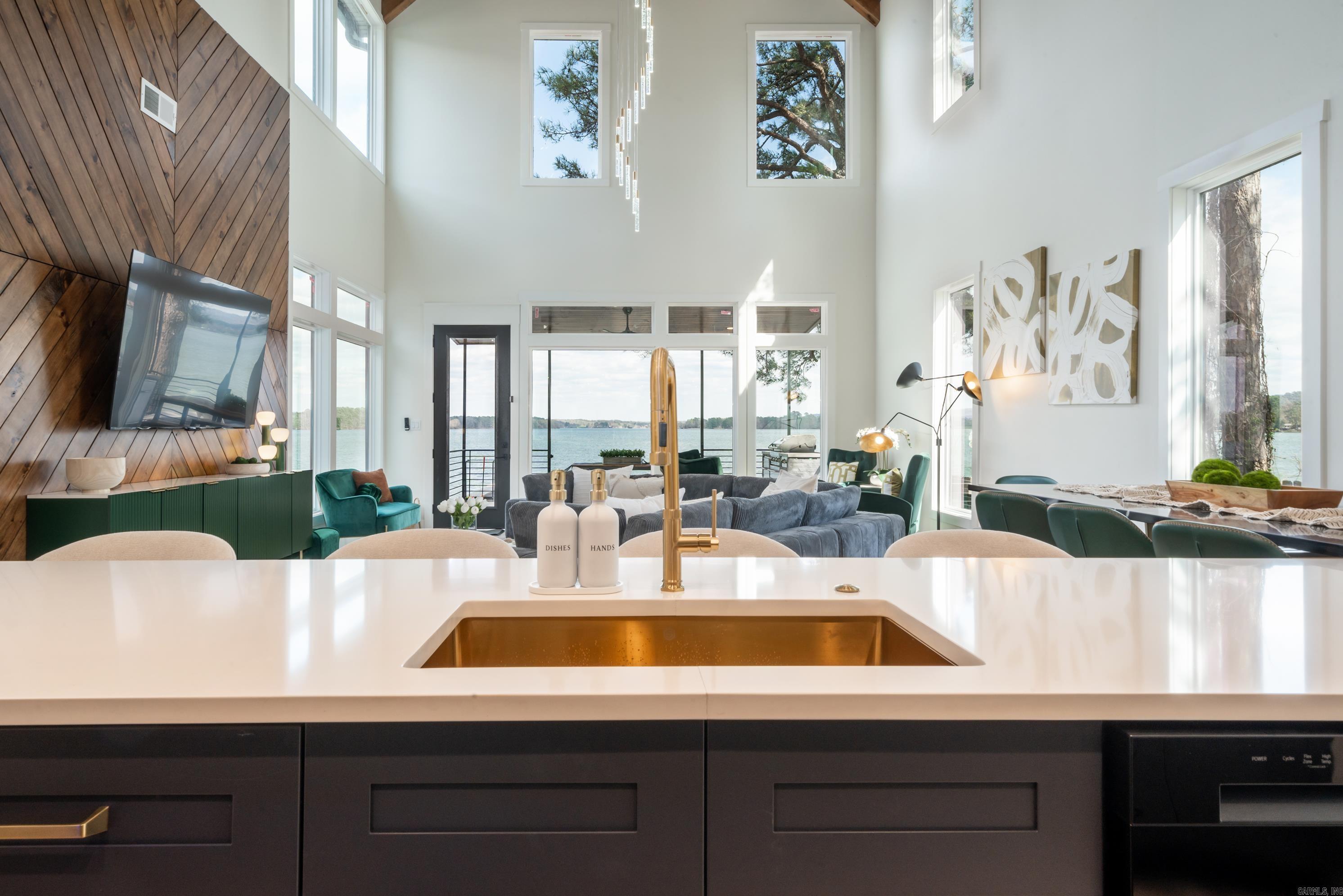 295 Long Beach  Hot Springs, AR