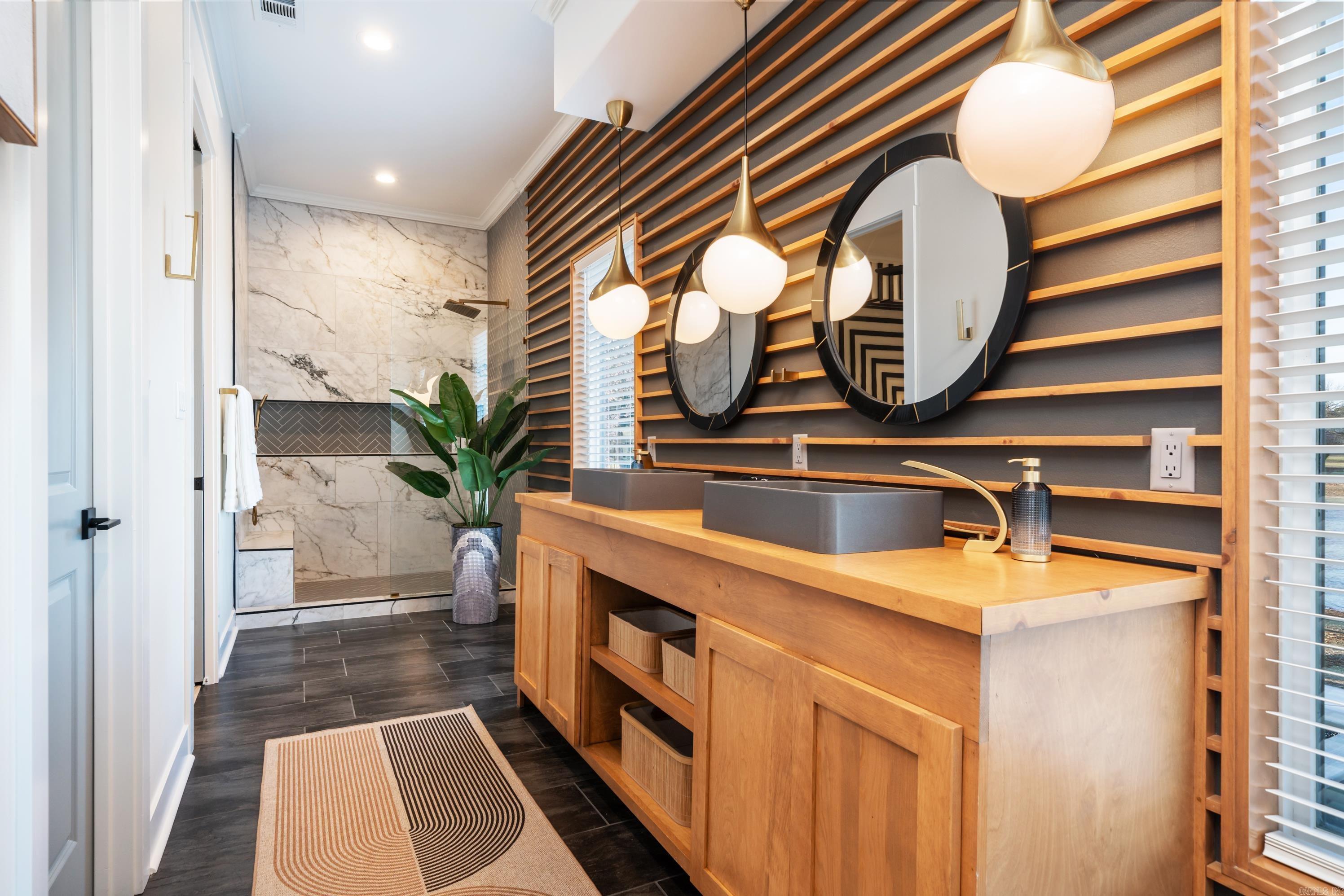 297 Long Beach  Hot Springs, AR