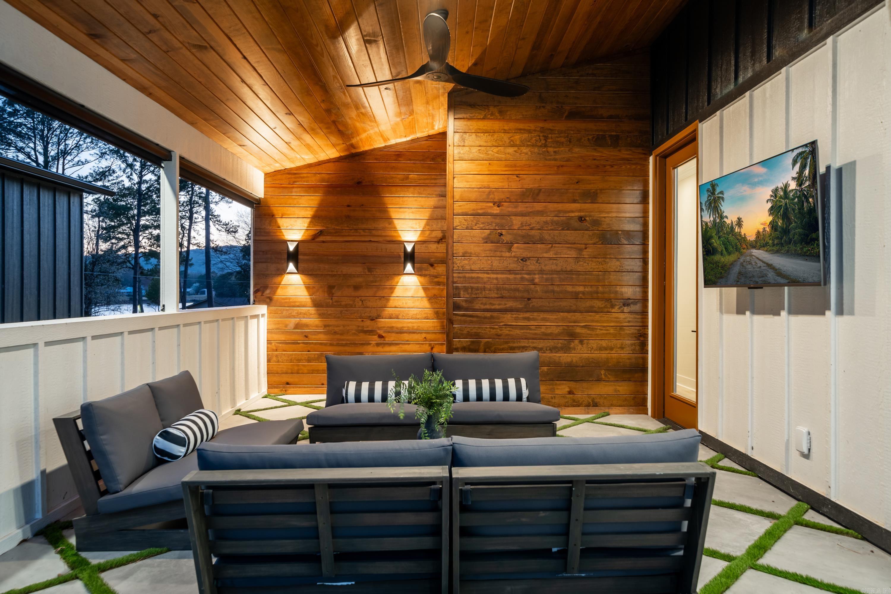 297 Long Beach  Hot Springs, AR