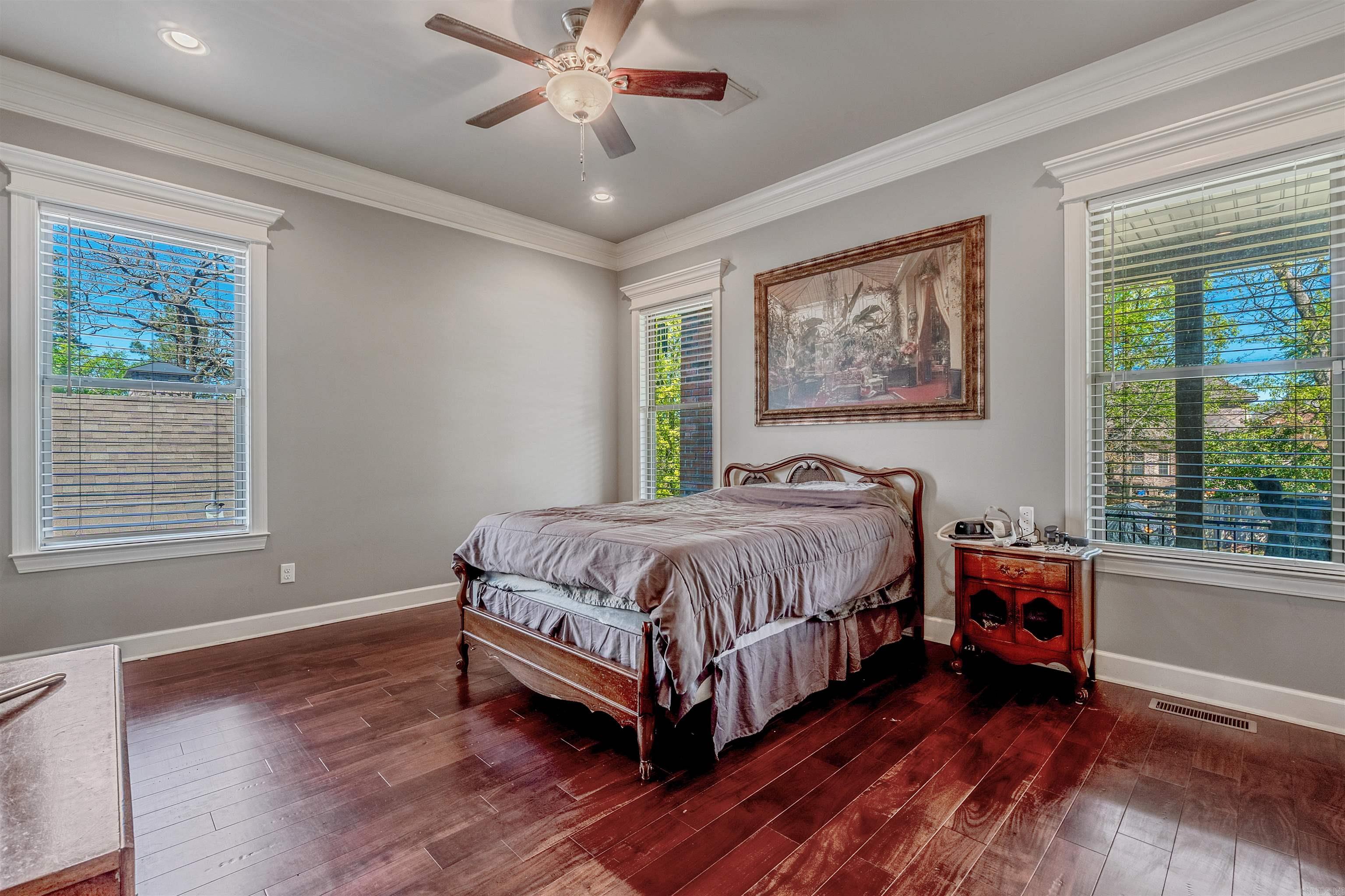 6 Commentry  Little Rock, AR