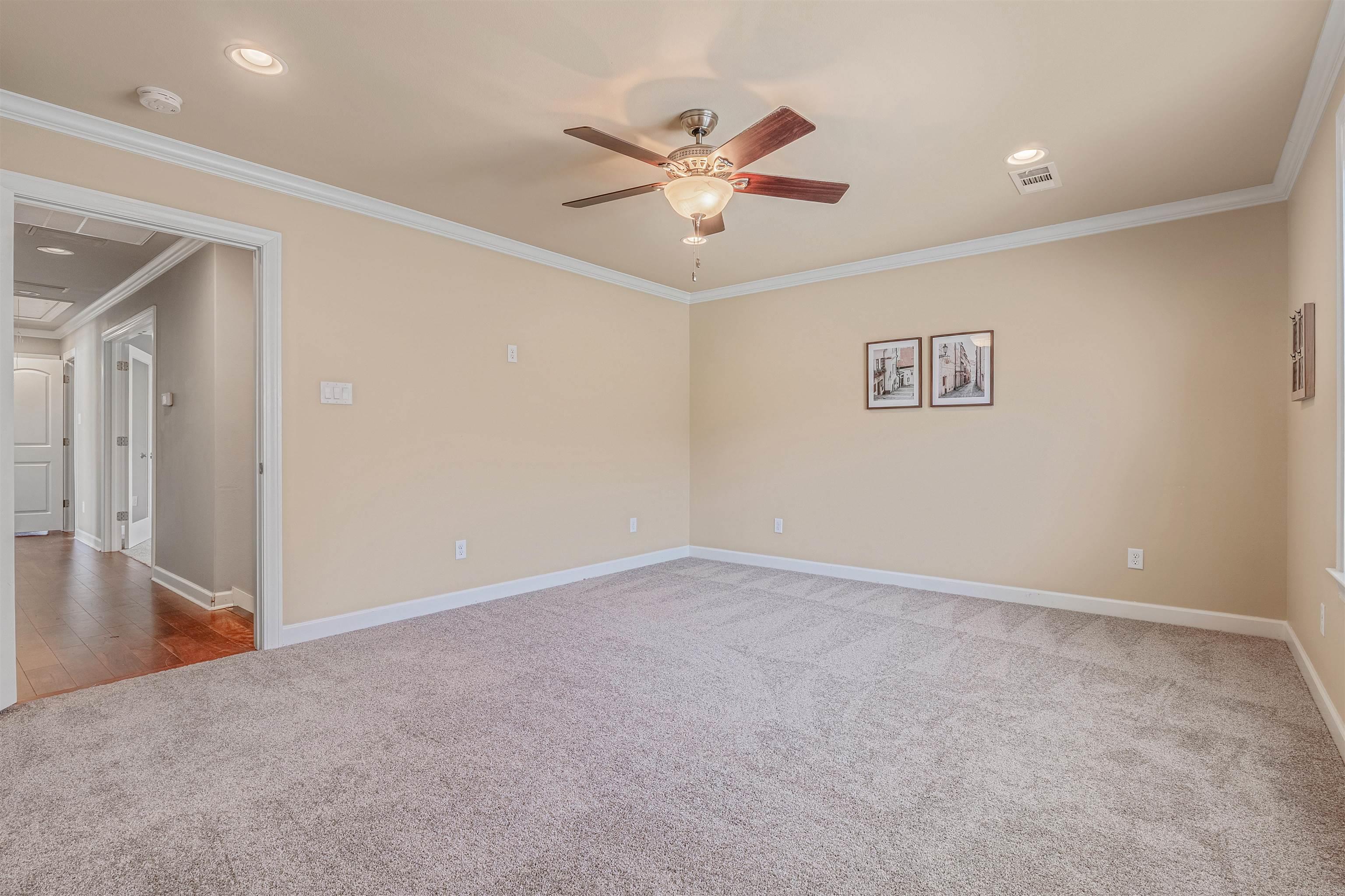 6 Commentry  Little Rock, AR