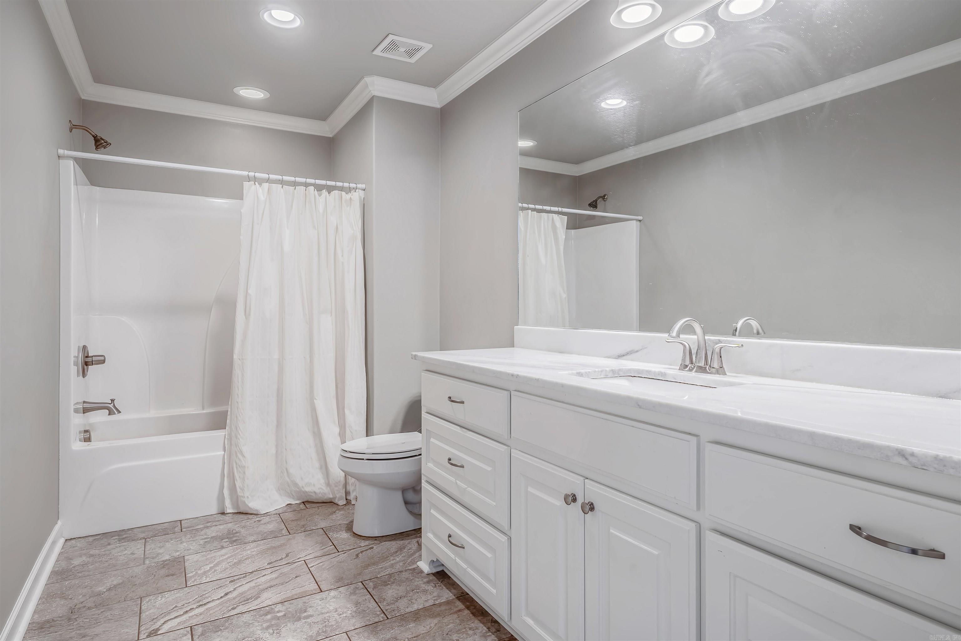 6 Commentry  Little Rock, AR