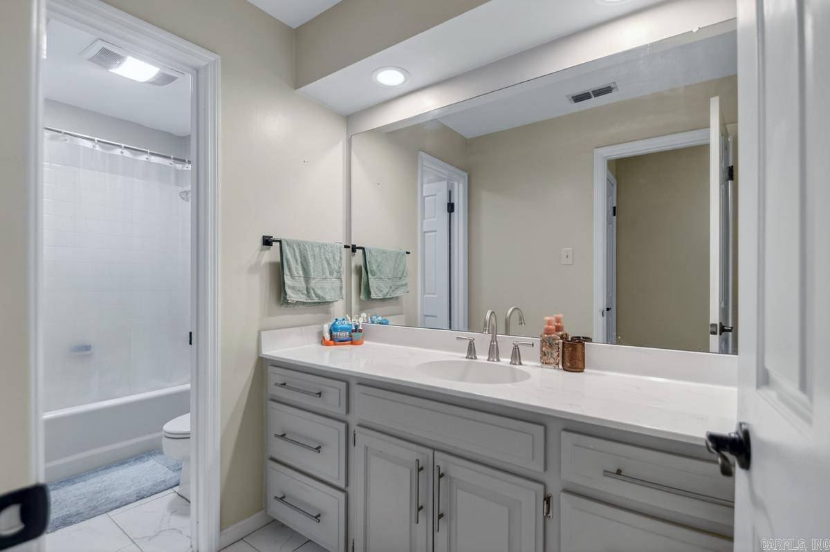 4 Combonne  Little Rock, AR