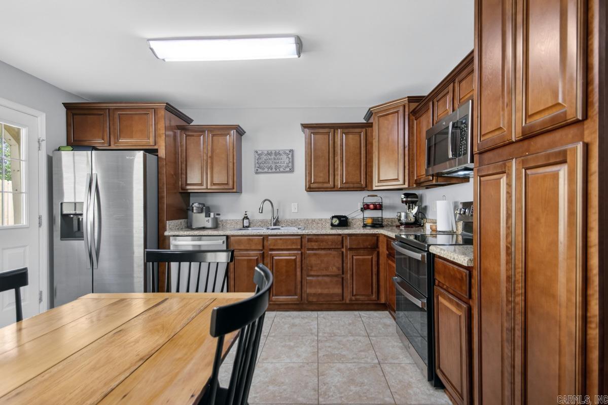 5810 Heritage Heights Dr  Benton, AR