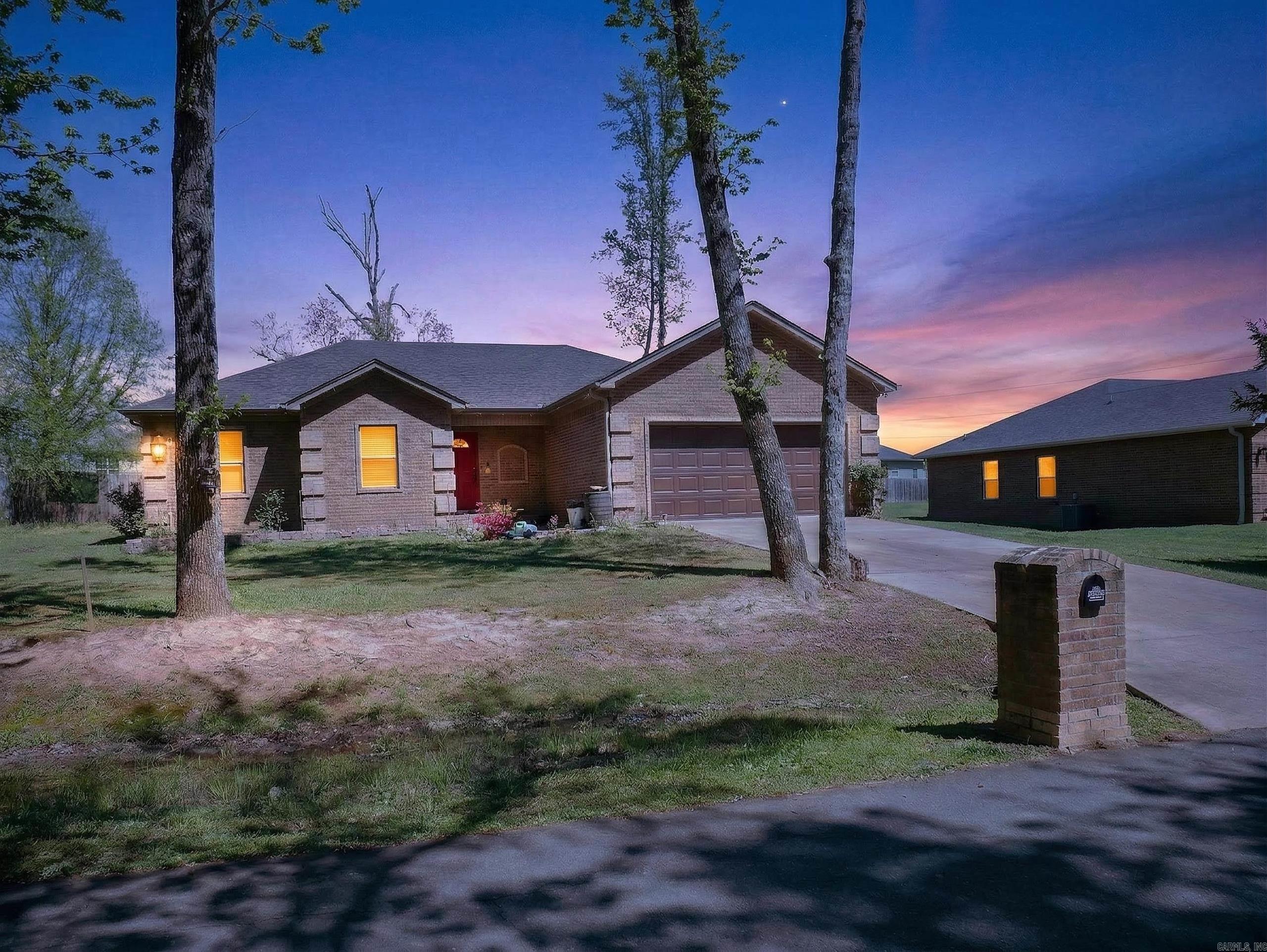 432 Ray Sowell  Austin, AR