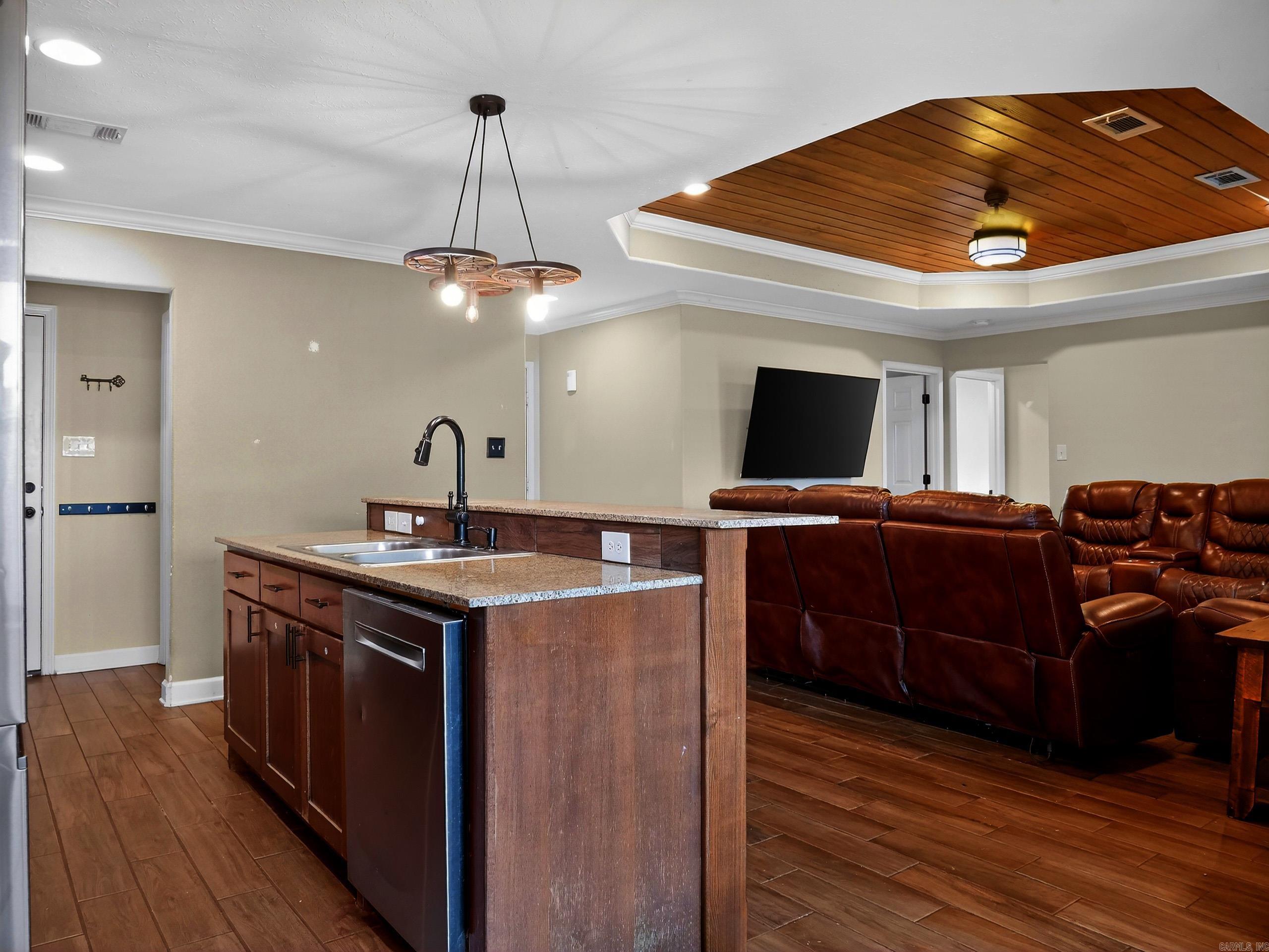 432 Ray Sowell  Austin, AR