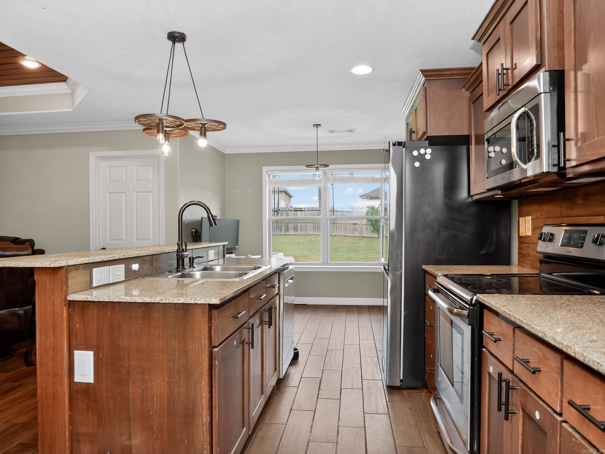 432 Ray Sowell  Austin, AR