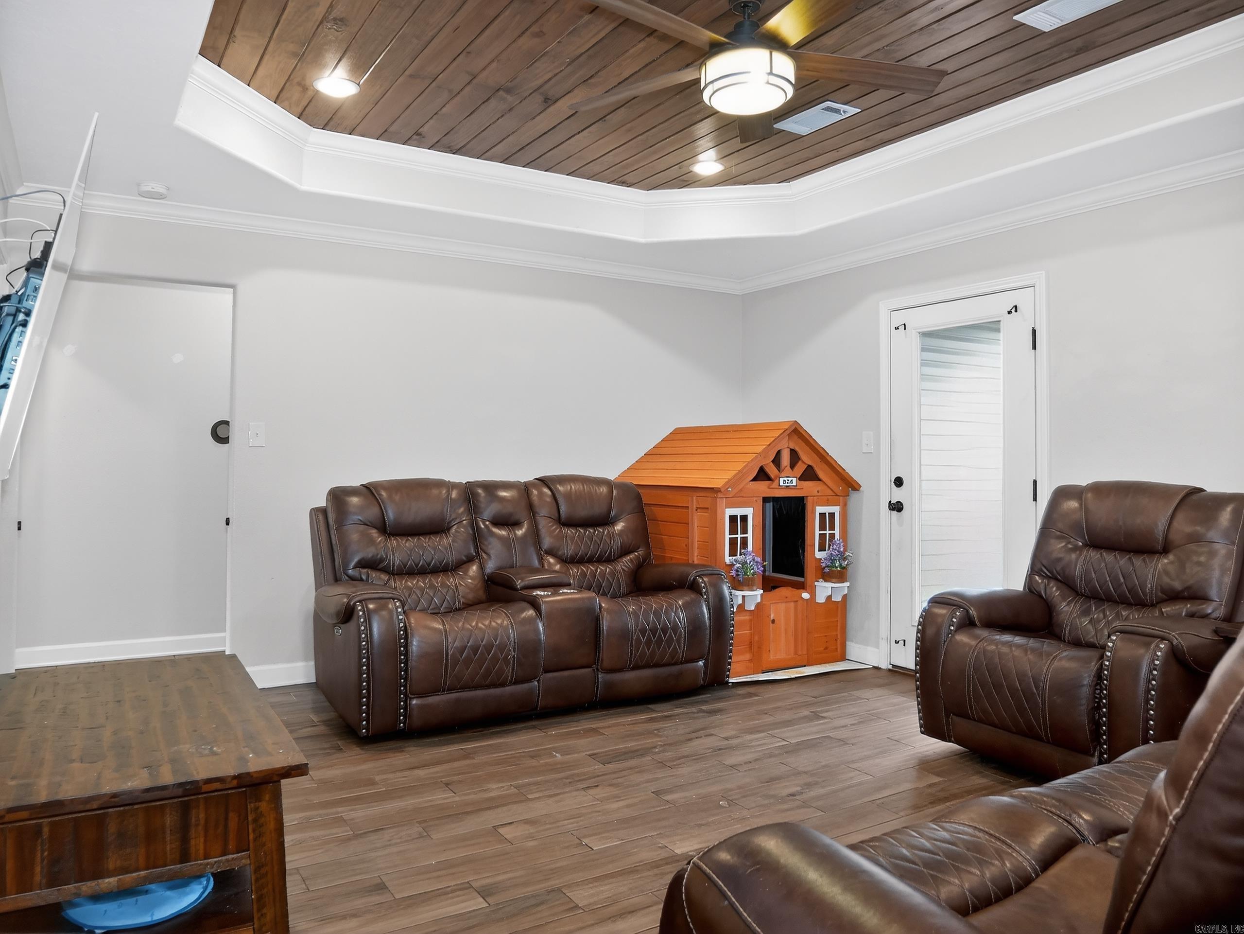 432 Ray Sowell  Austin, AR