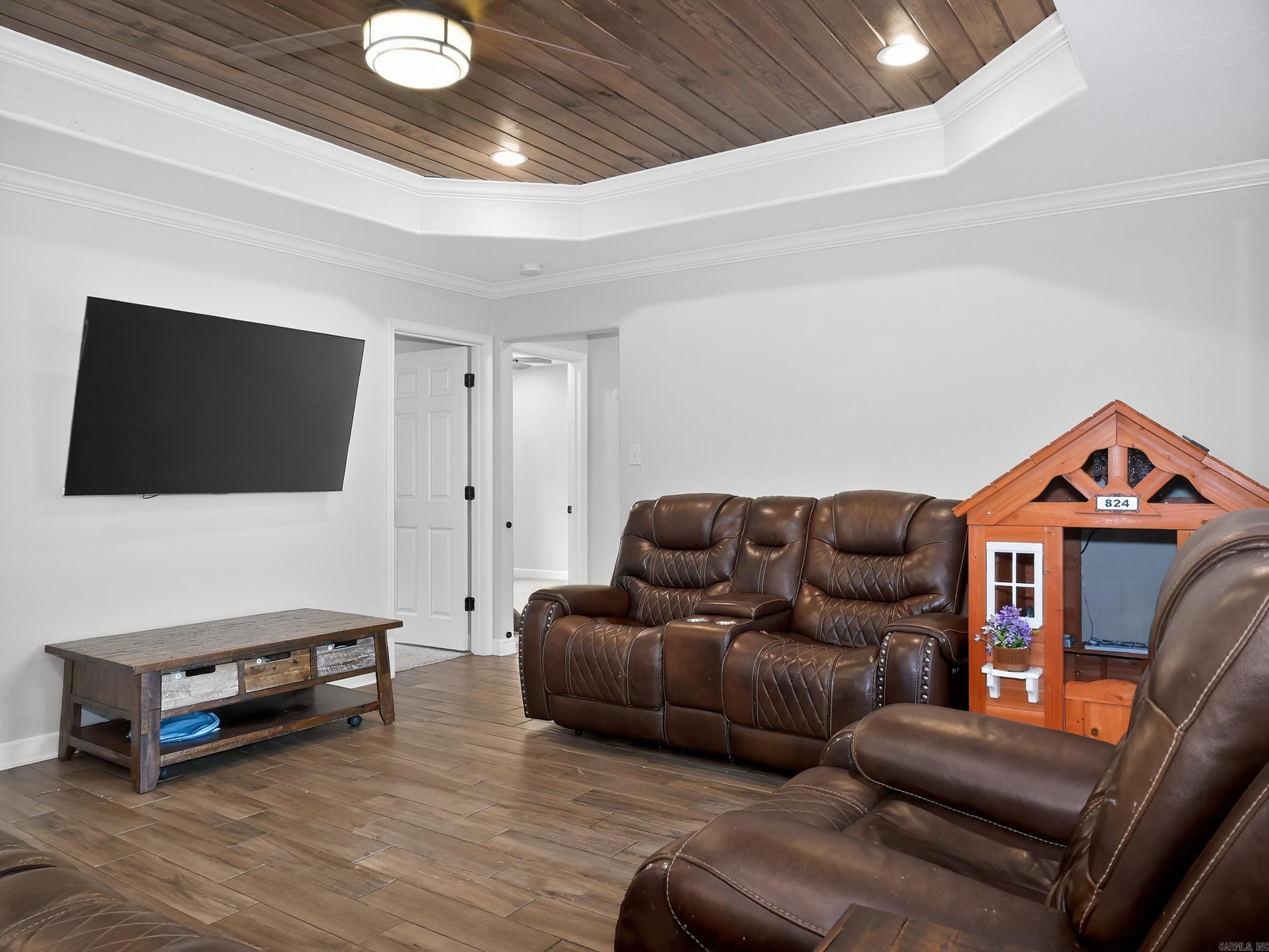 432 Ray Sowell  Austin, AR