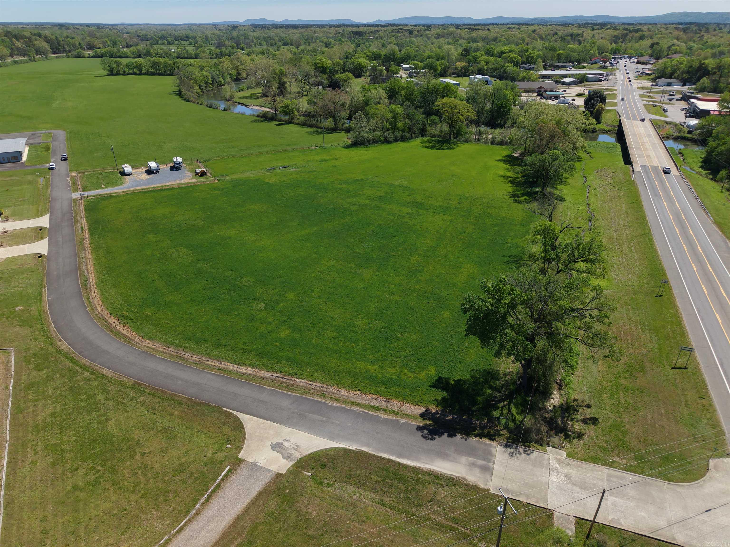 48 Industry  Mount Ida, AR