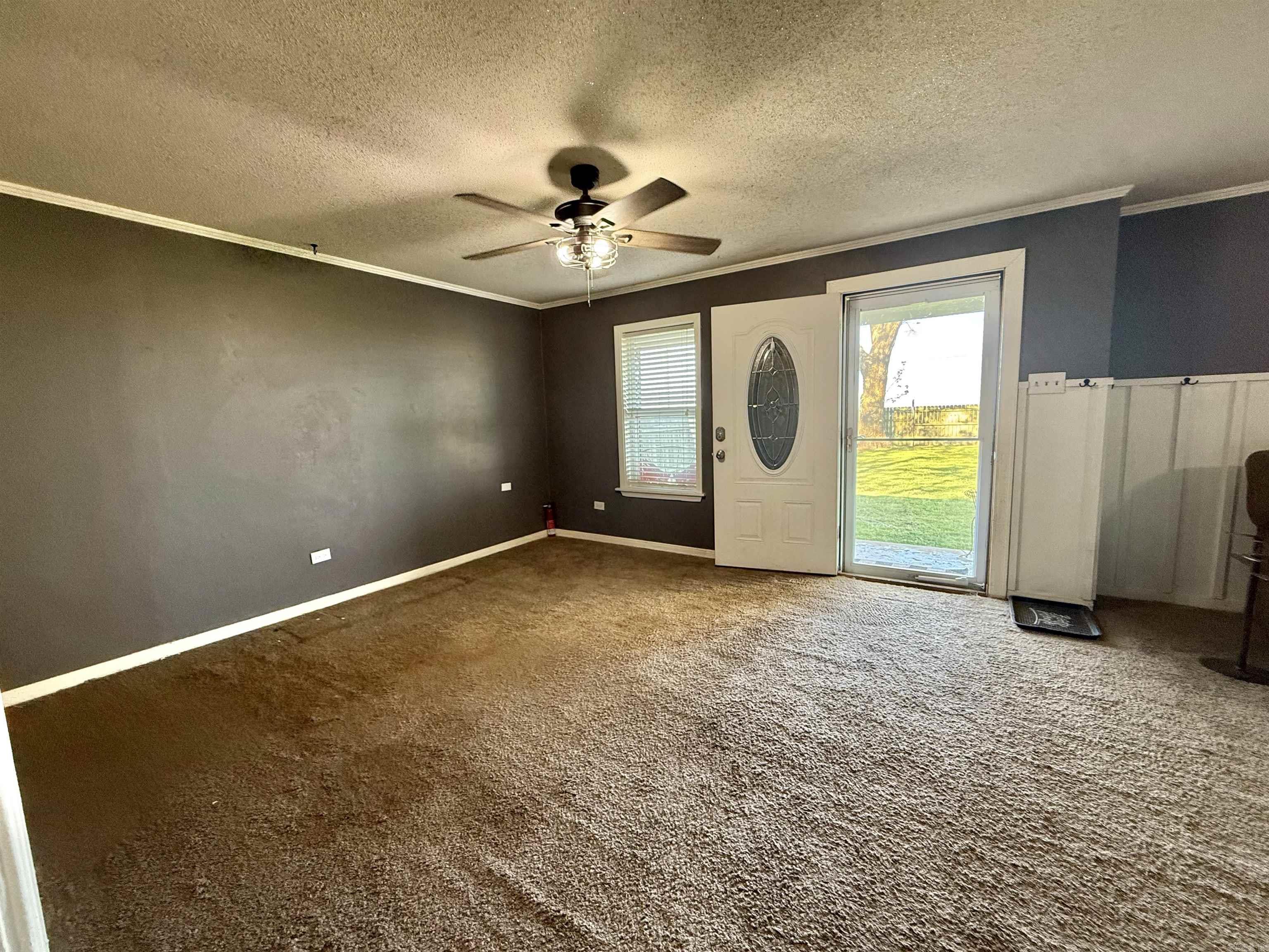 12843 AR Hwy 31 S  England, AR