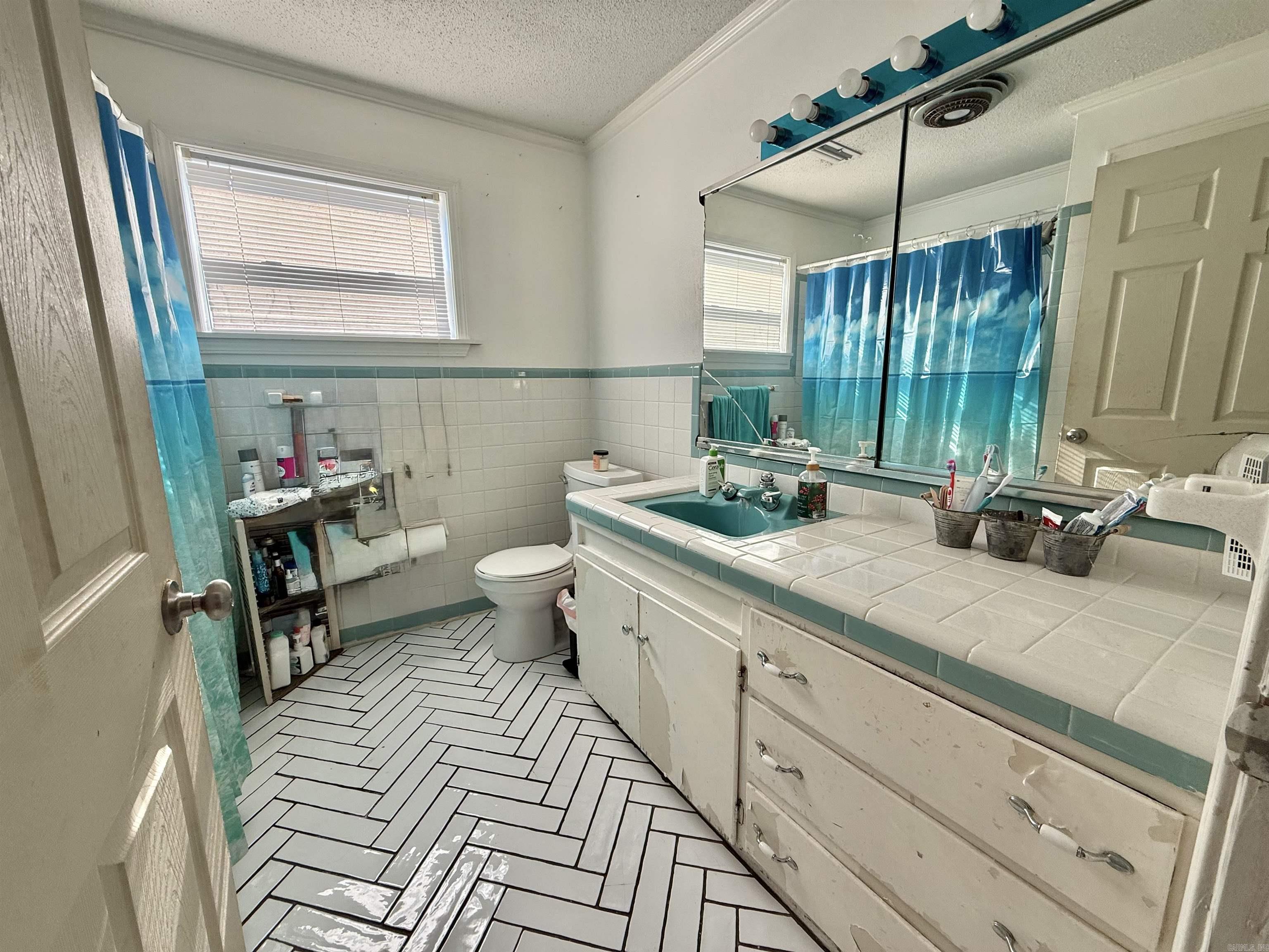 12843 AR Hwy 31 S  England, AR