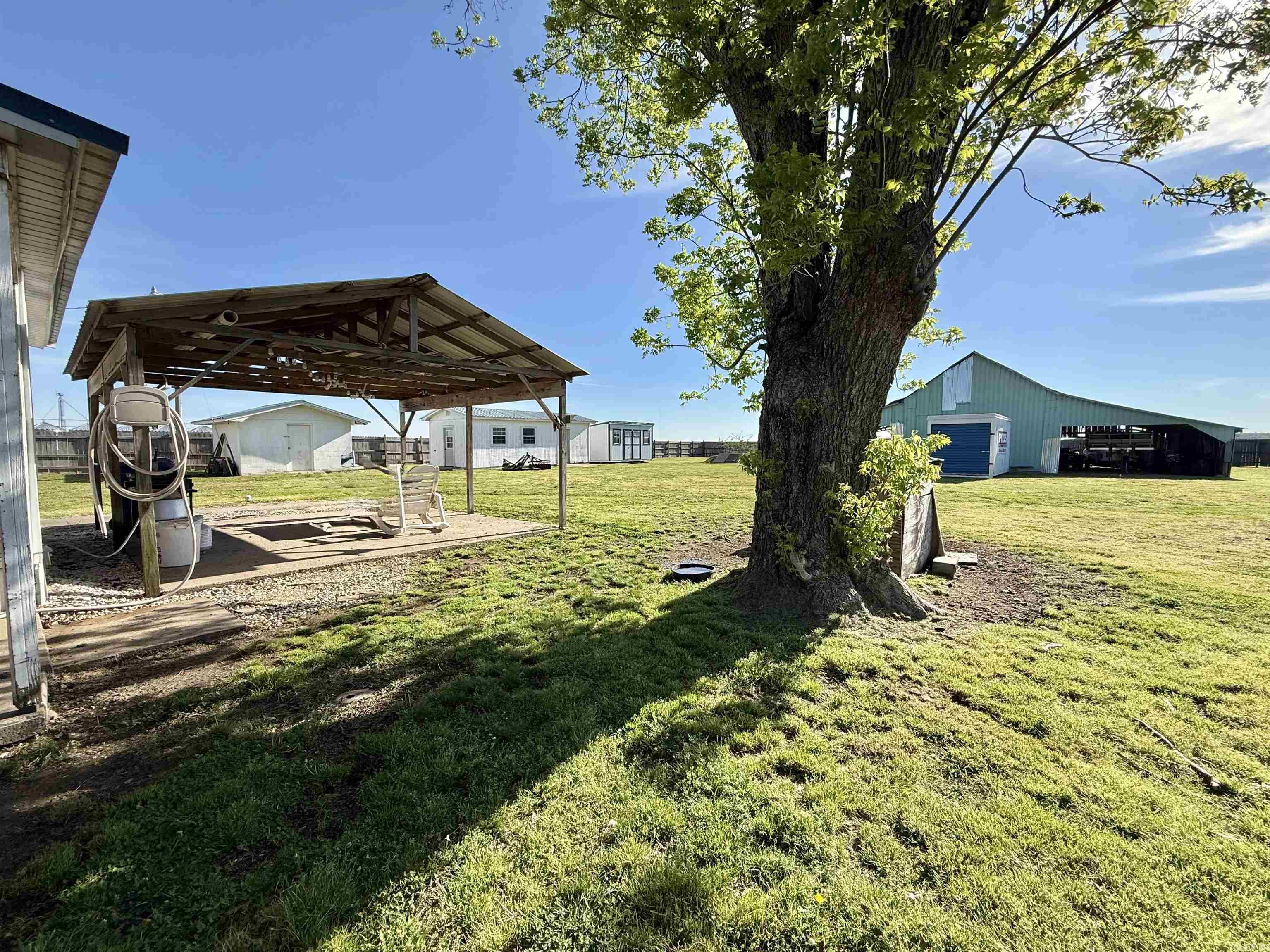 12843 AR Hwy 31 S  England, AR