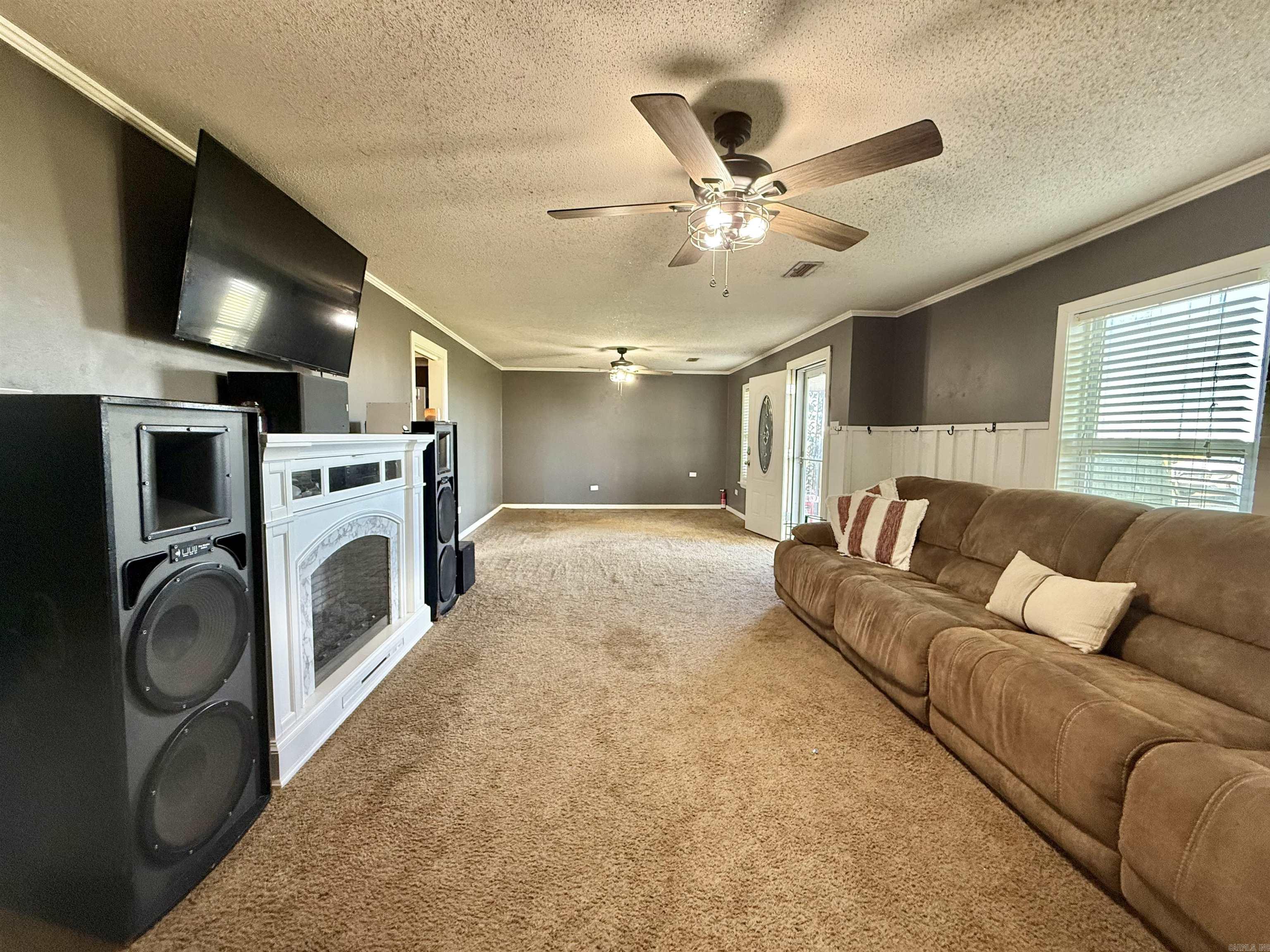 12843 AR Hwy 31 S  England, AR