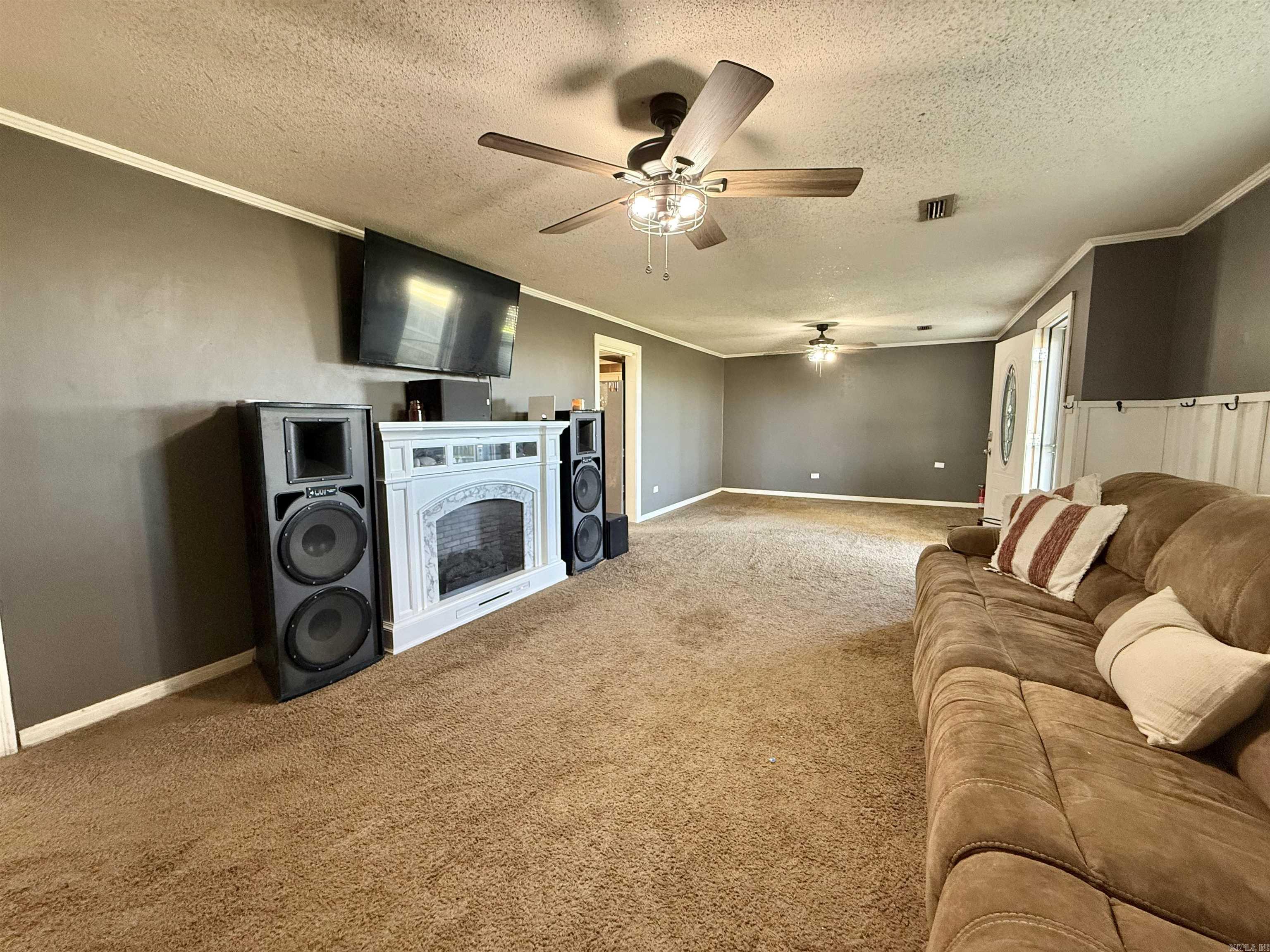 12843 AR Hwy 31 S  England, AR