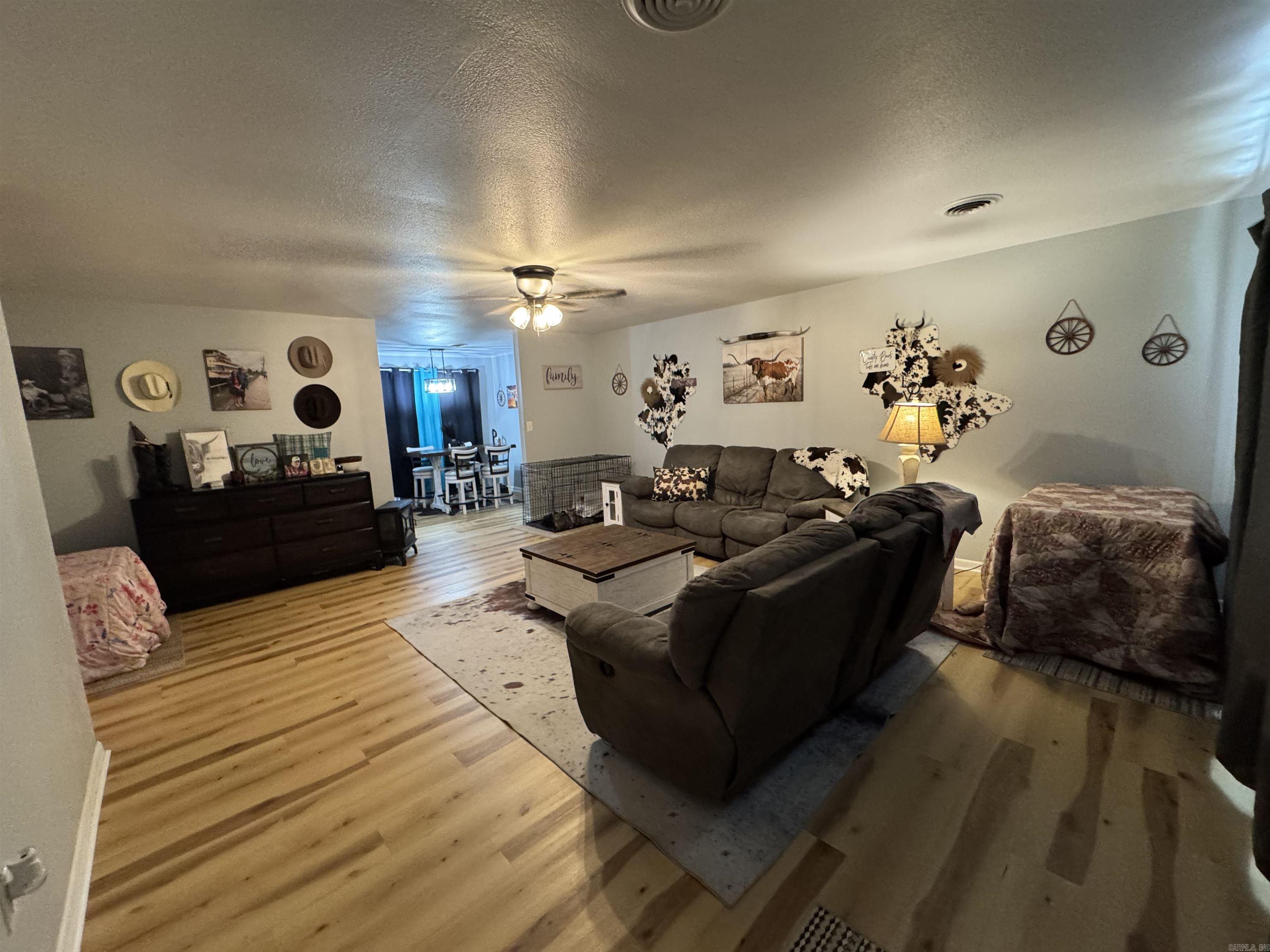 1054 Old England  Stuttgart, AR