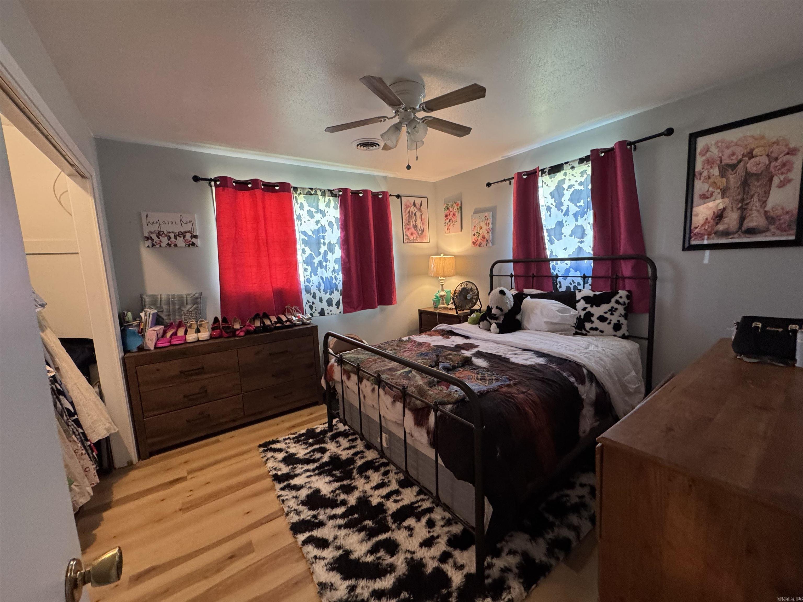 1054 Old England  Stuttgart, AR