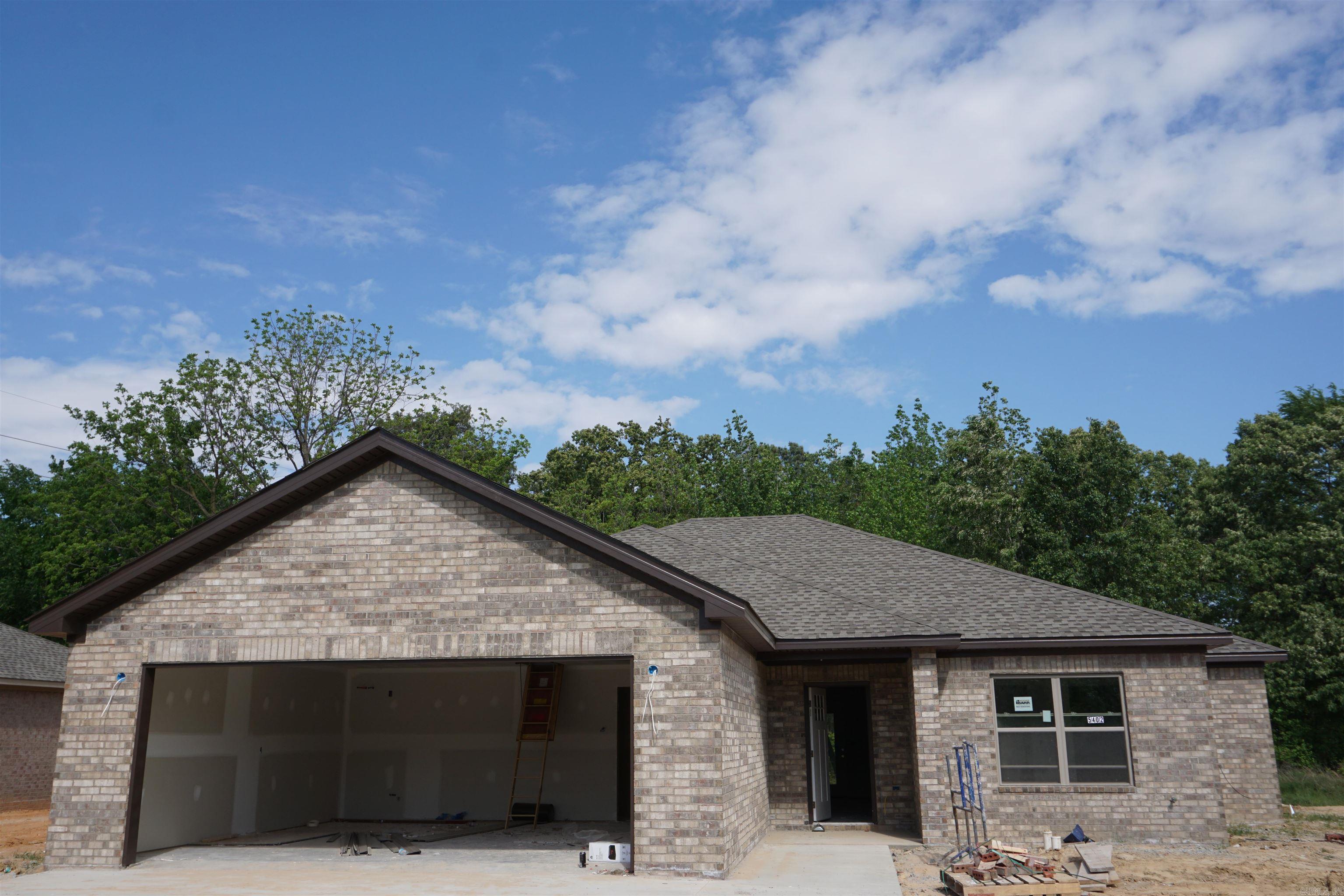 5402 Lotus St. Jonesboro, AR 72404