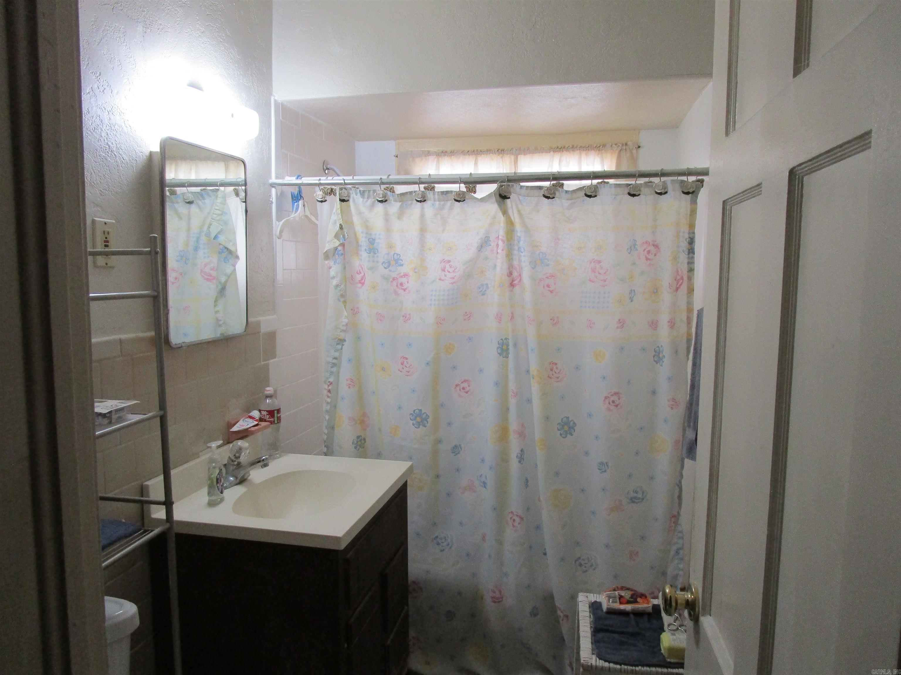 630 Whittington  Hot Springs National Park, AR