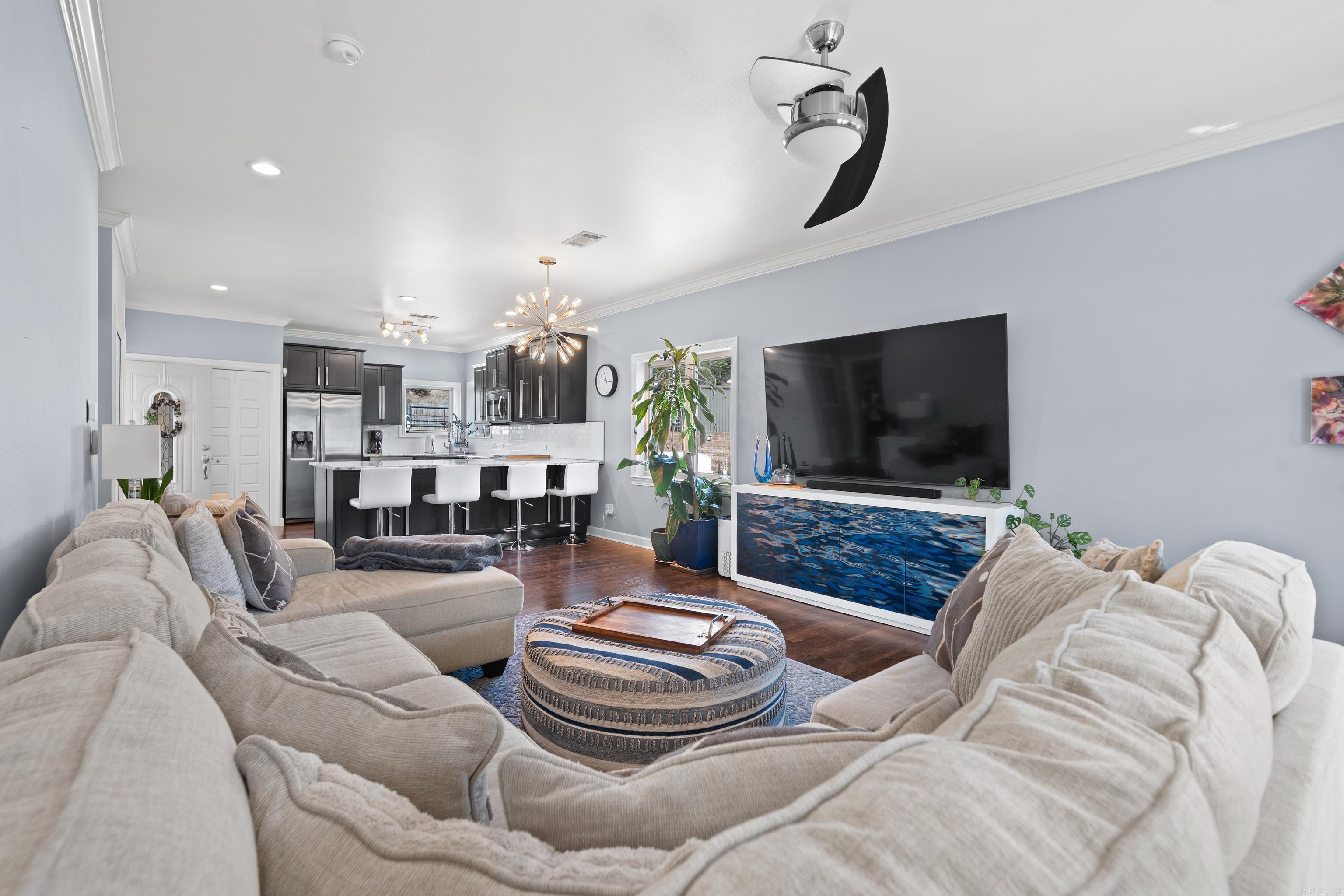 1133 Airport  Hot Springs, AR