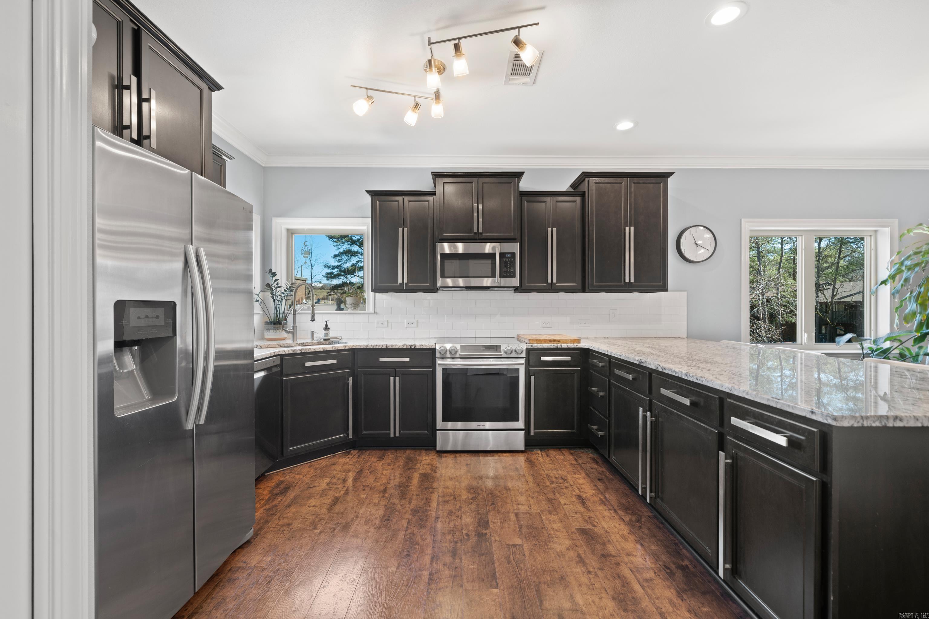 1133 Airport  Hot Springs, AR