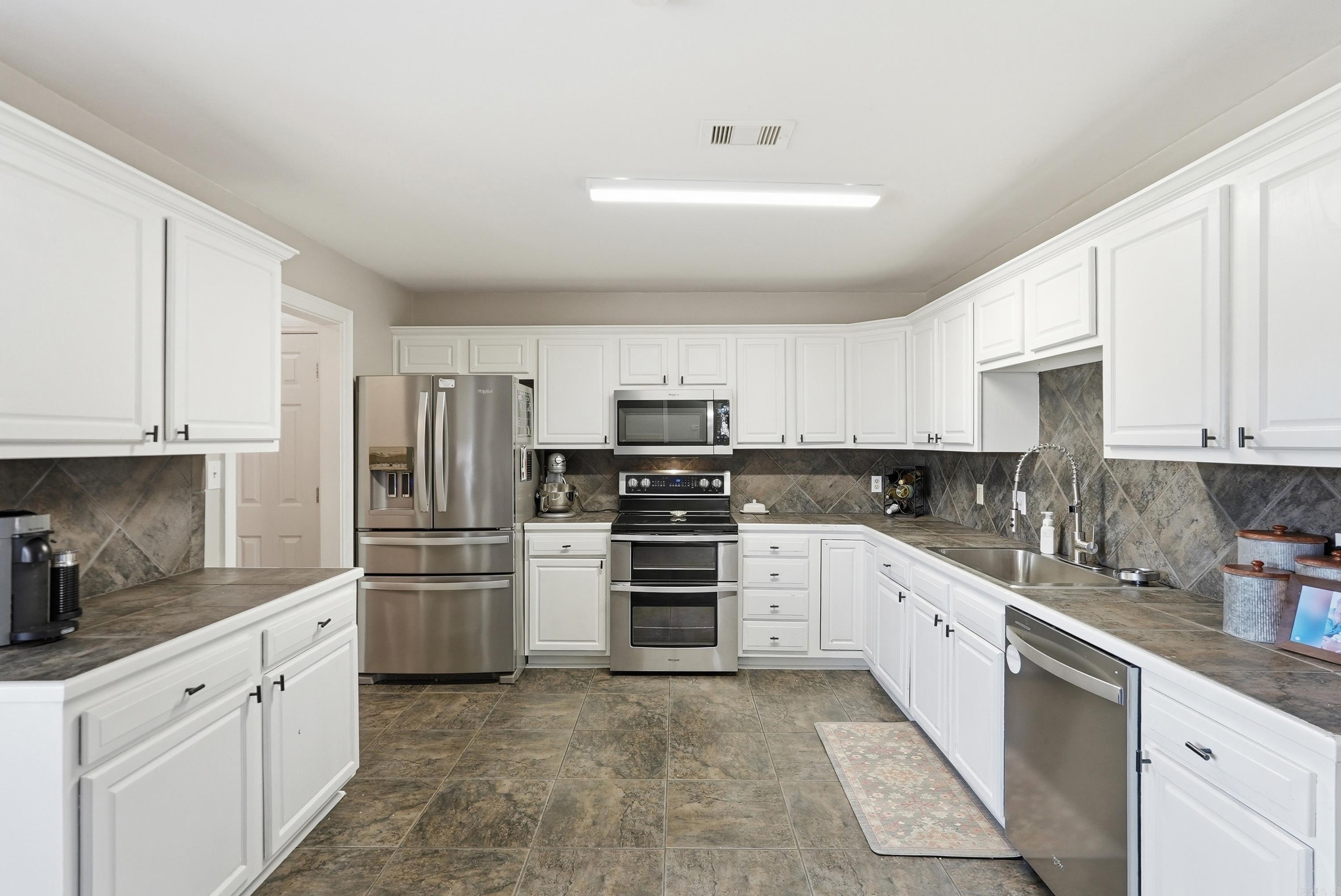 22 Ruby June St  Vilonia, AR