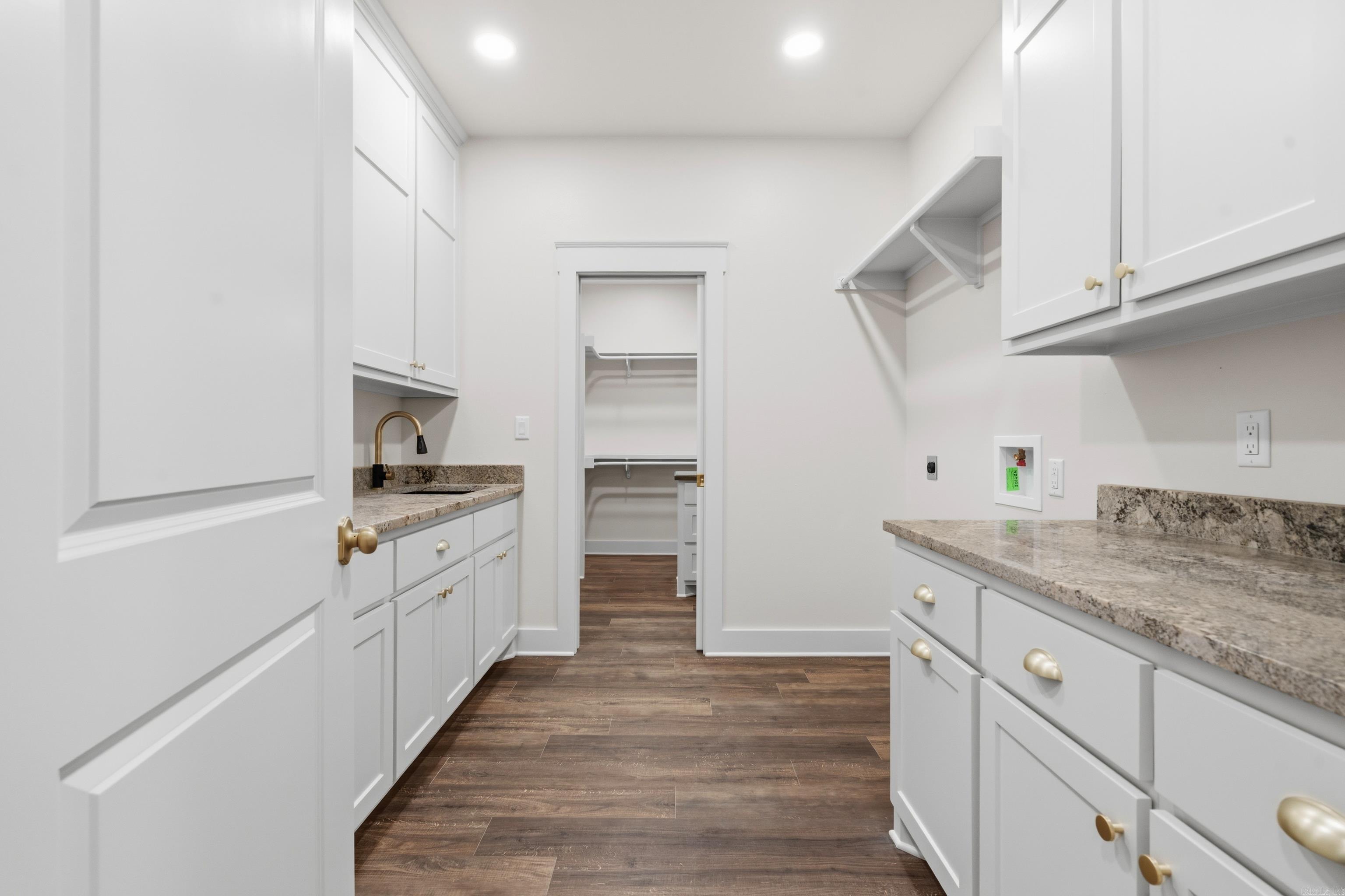 271 Frontier  Hot Springs, AR