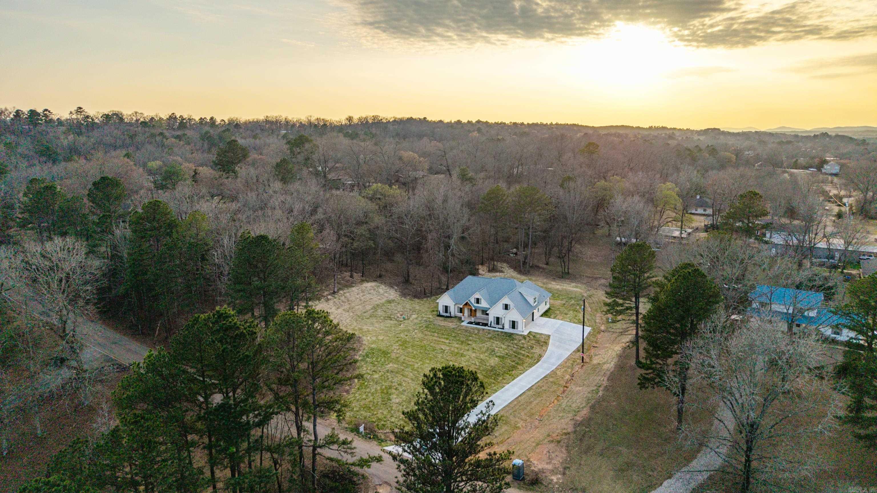 271 Frontier  Hot Springs, AR