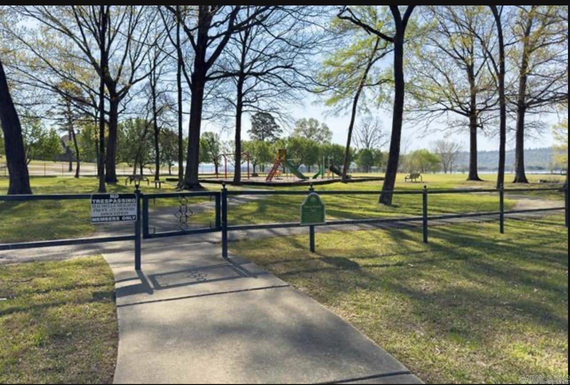 117 Turtle Creek Cv  Maumelle, AR