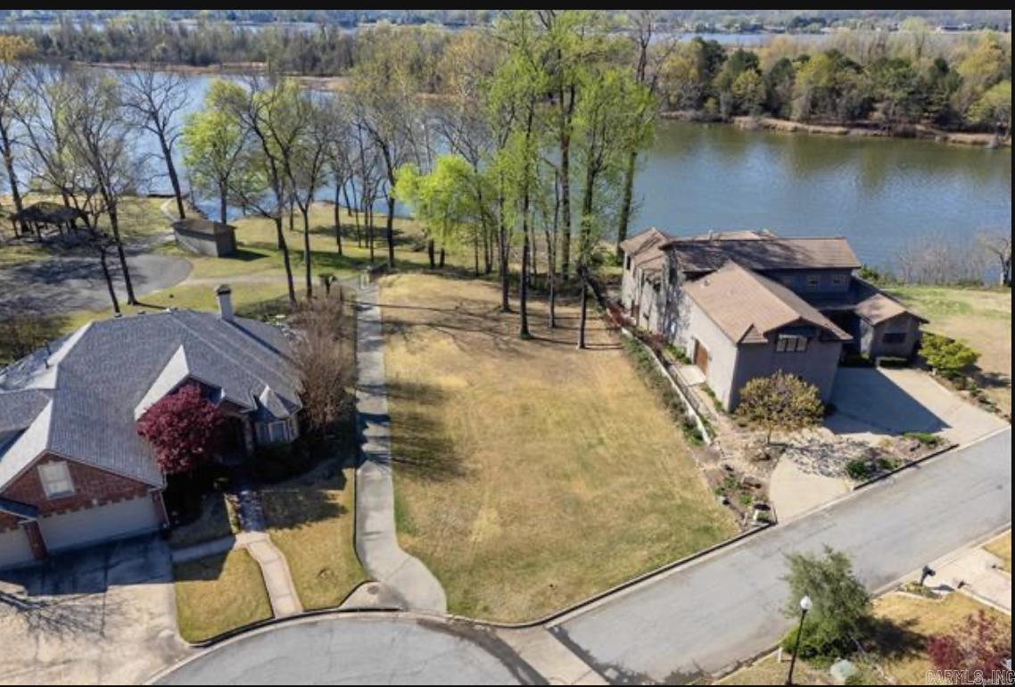 117 Turtle Creek Cv  Maumelle, AR