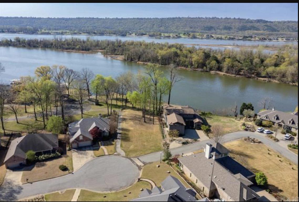 117 Turtle Creek Cv  Maumelle, AR