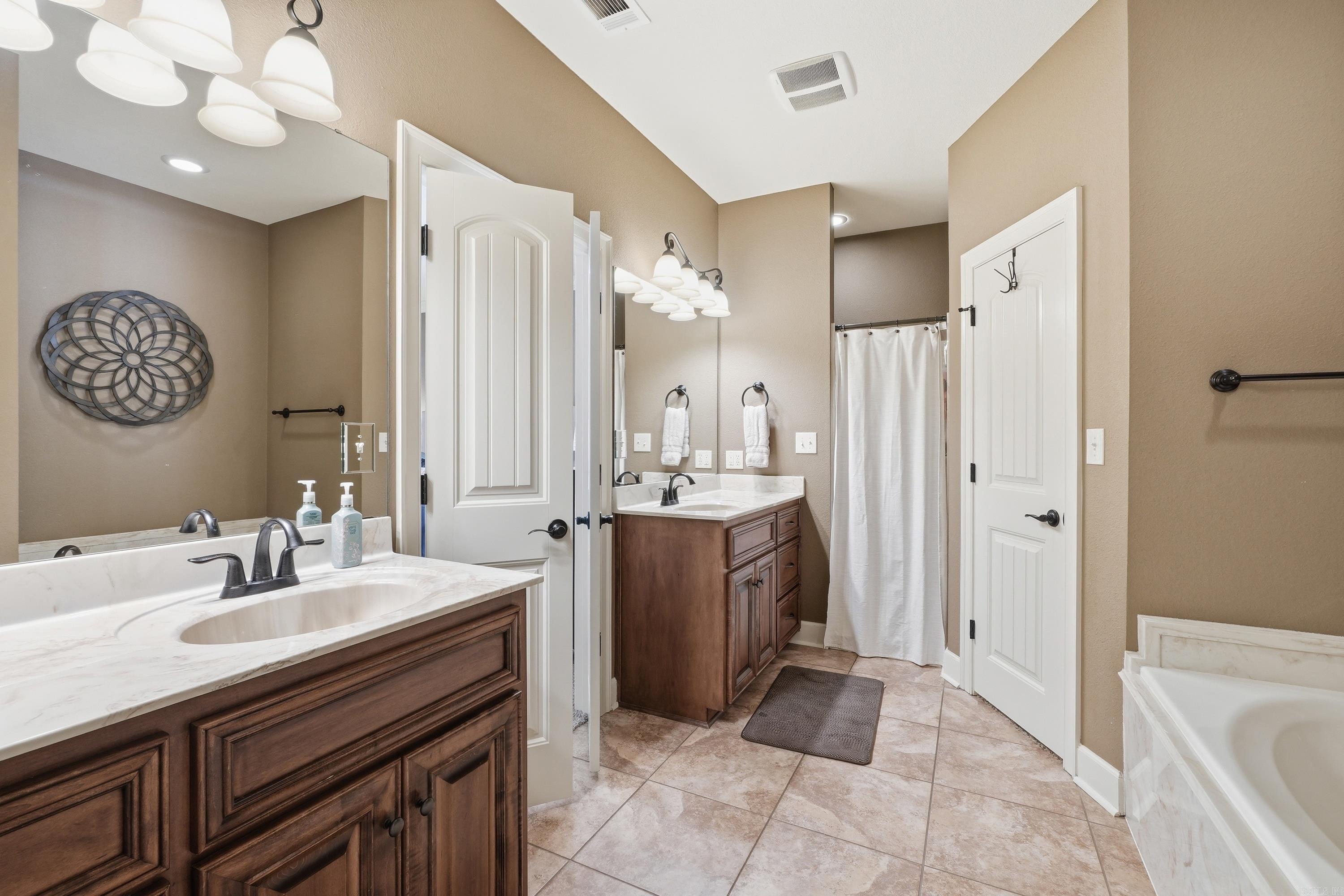 23 SABLEWOOD  Greenbrier, AR