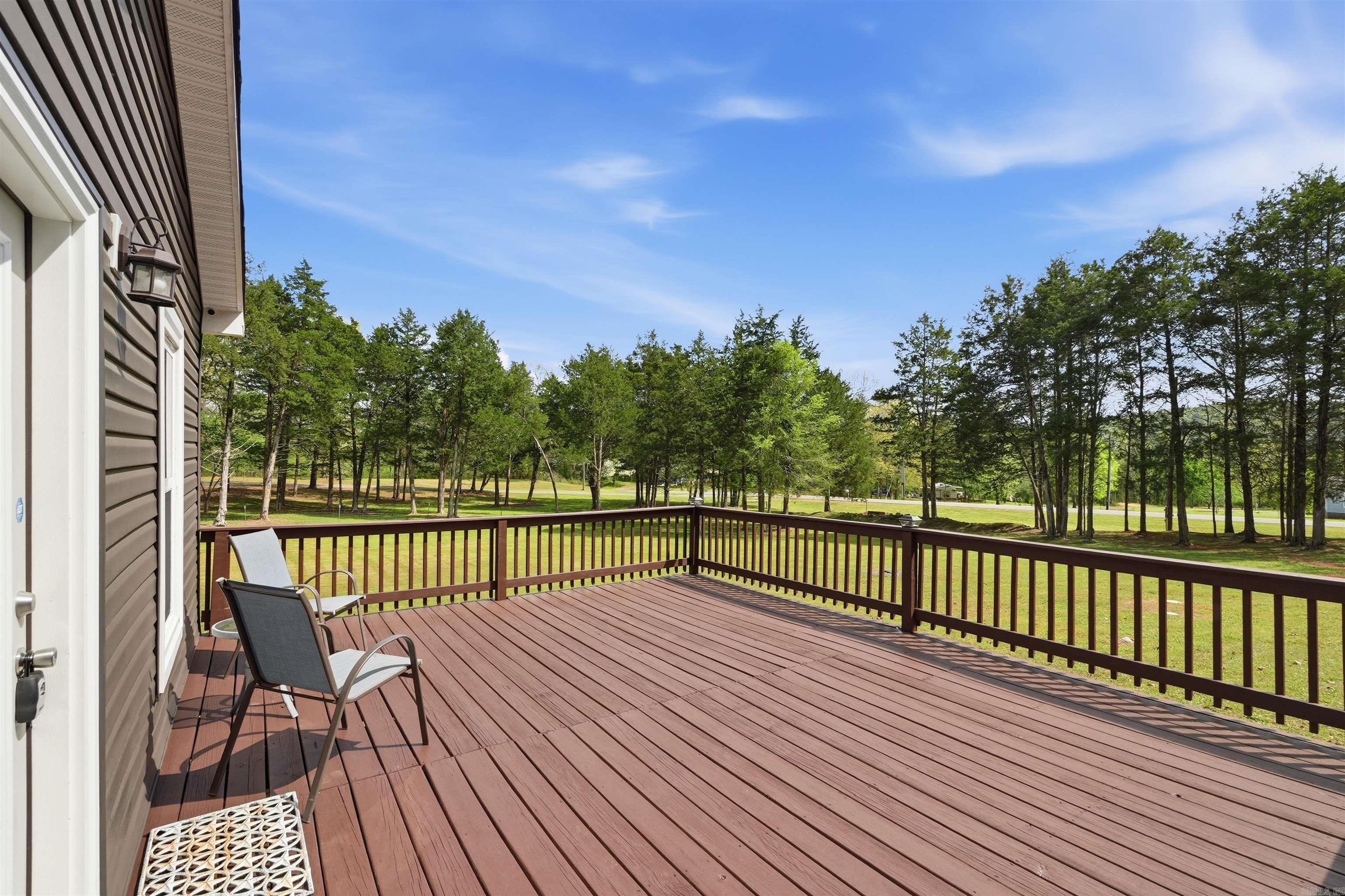 1381 E 330  Clinton, AR