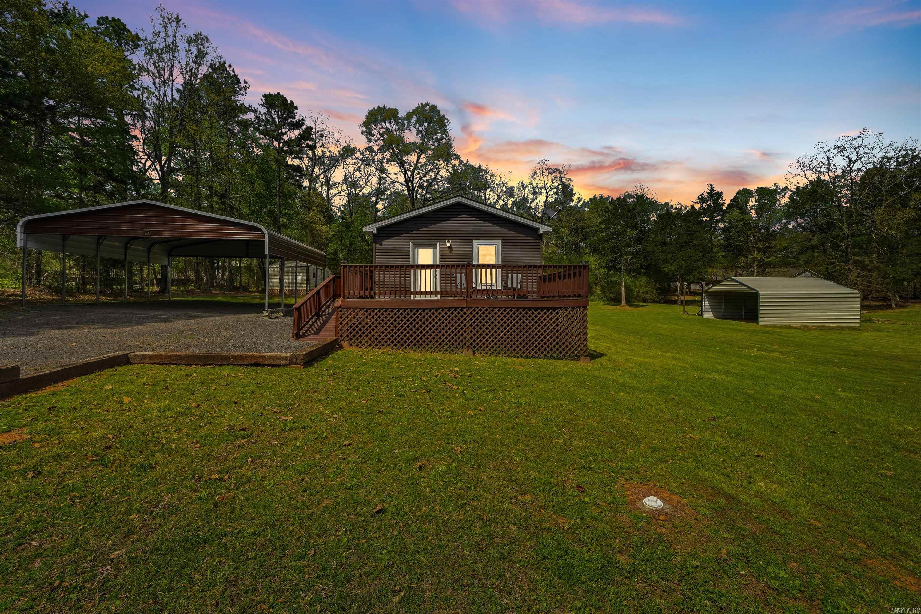 1381 E 330  Clinton, AR