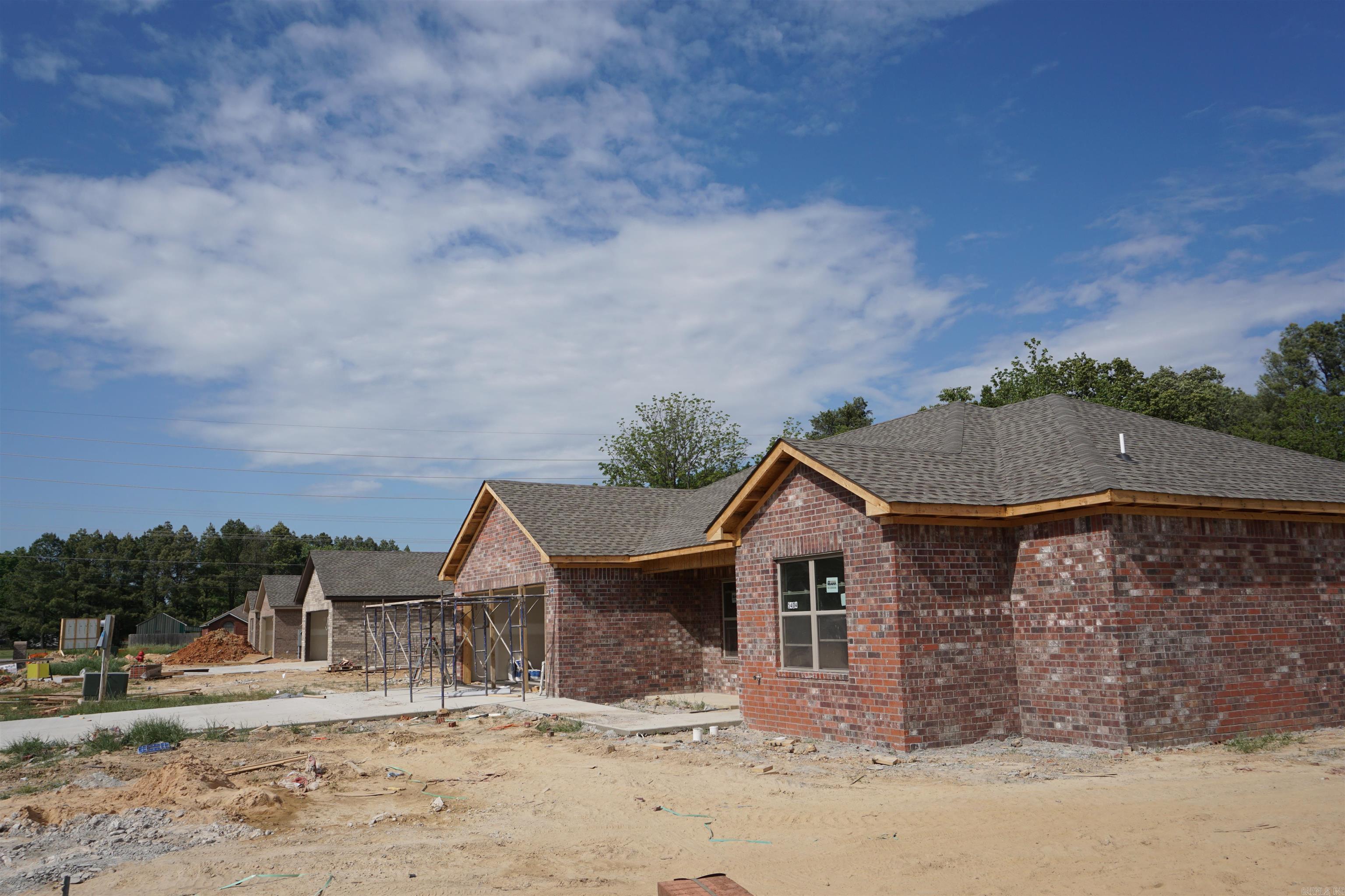 5406 Lotus St. Jonesboro, AR 72404