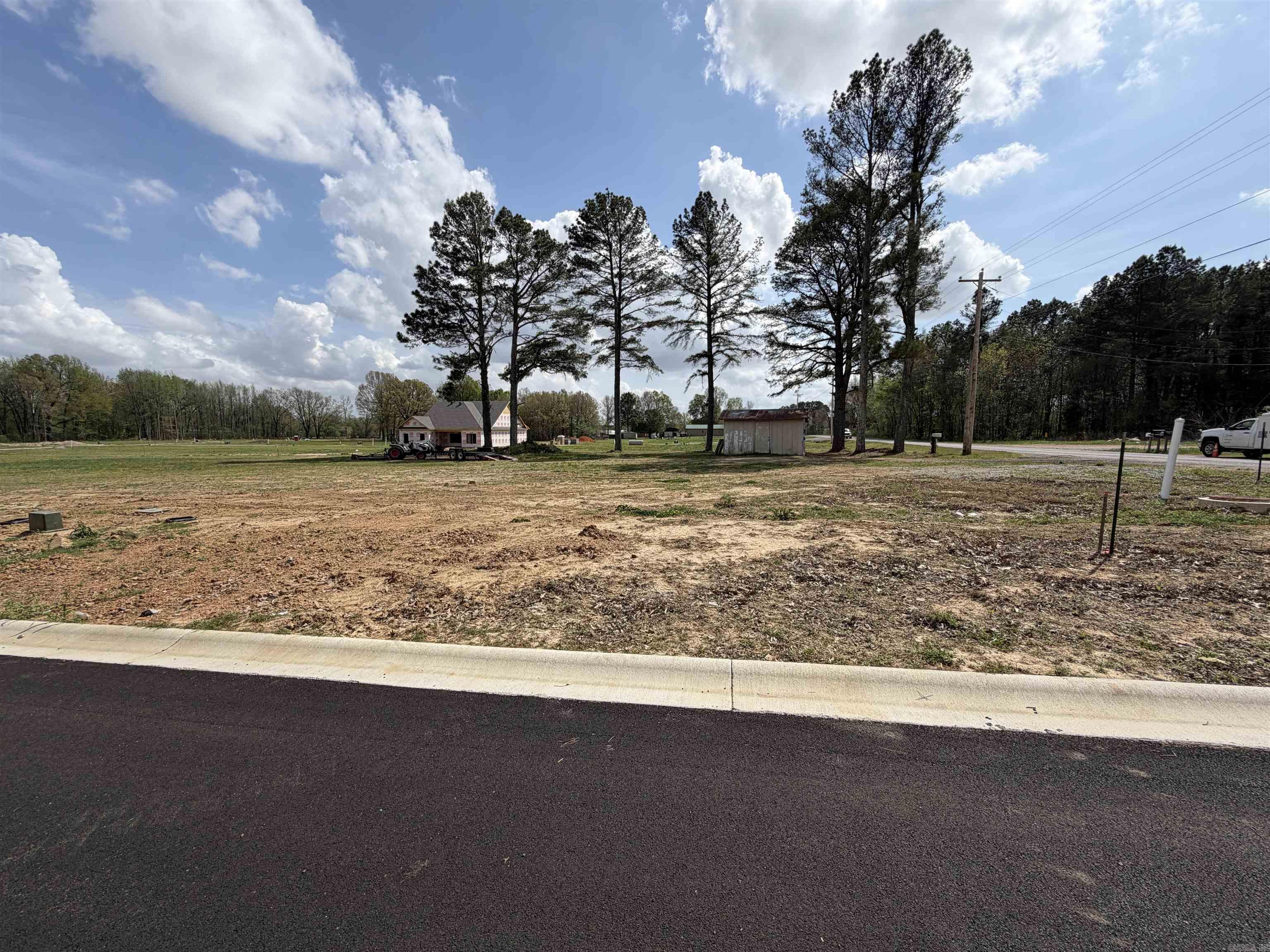 100 Gordo  Brookland, AR