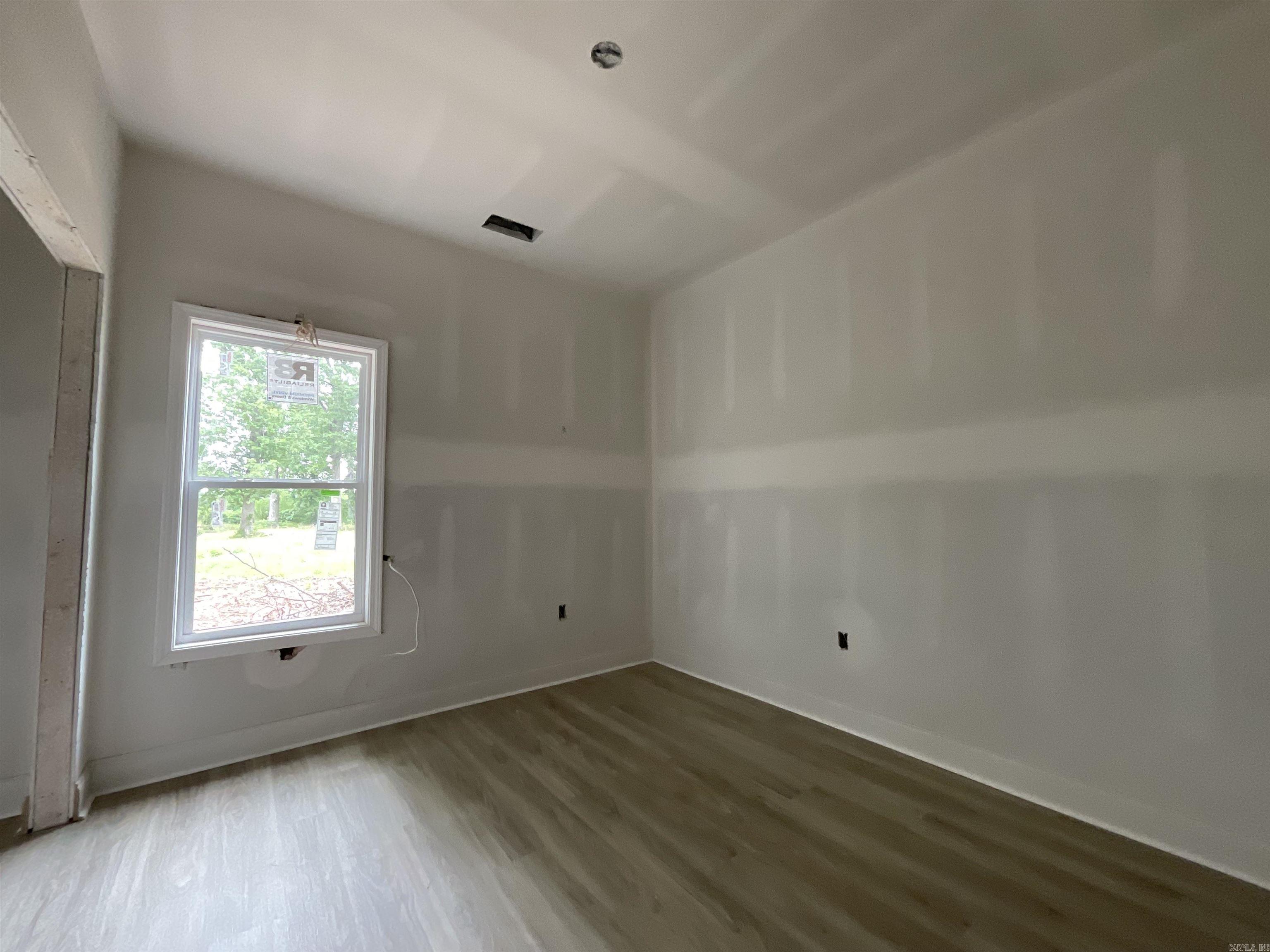 235 Kayla Lane Lonoke, AR 72086