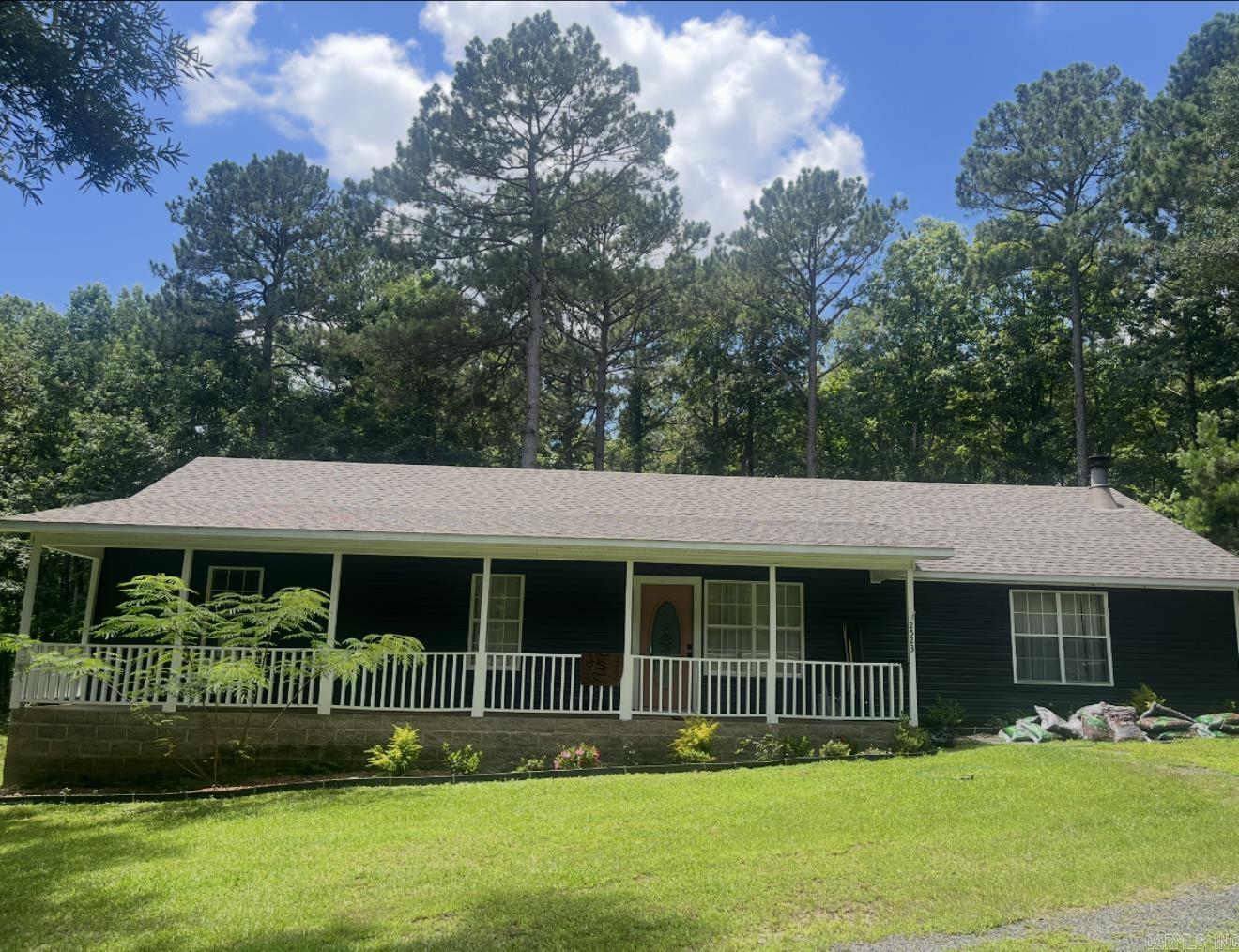 2523 Holy Ridge Rd Traskwood, AR 72167