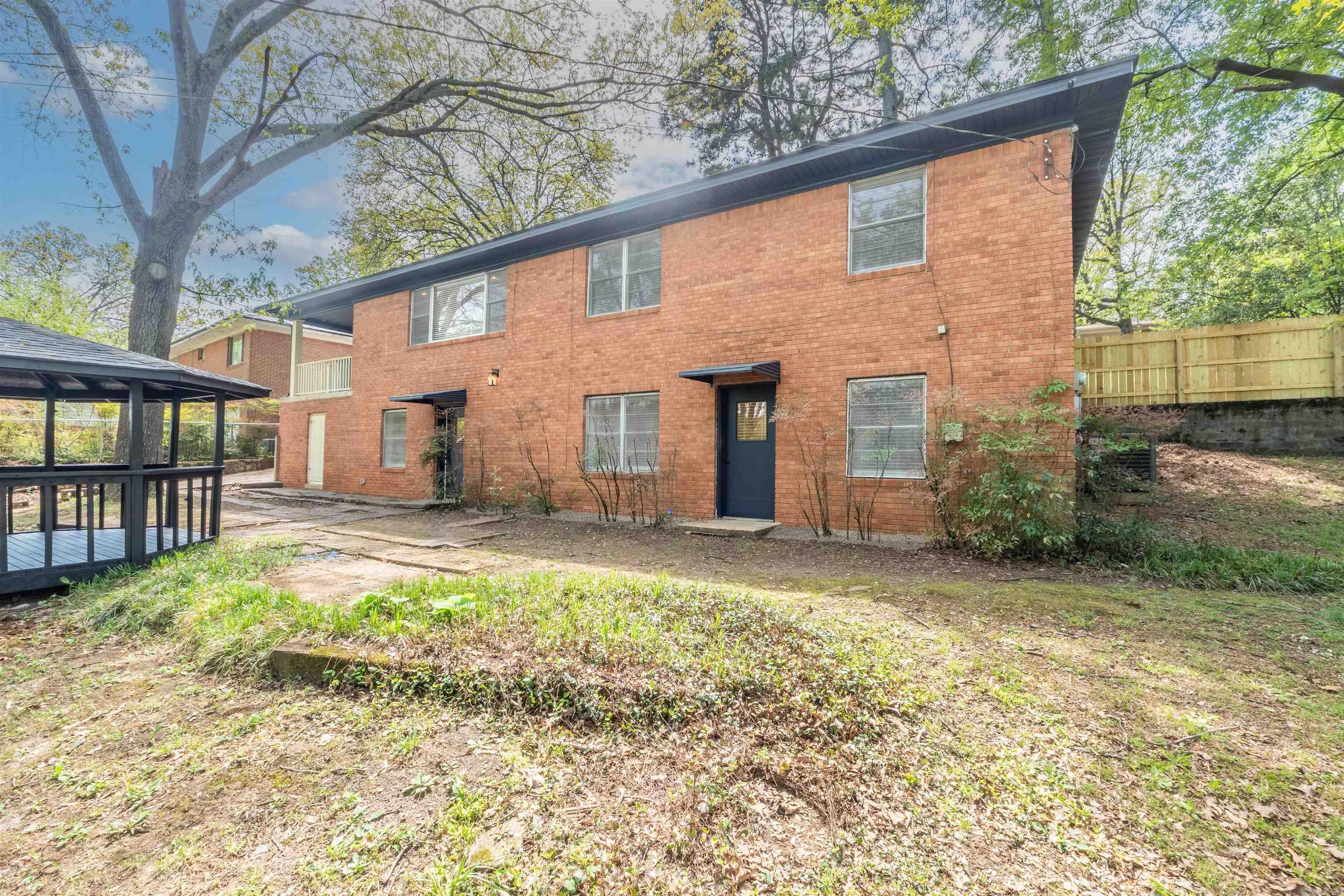 901 E H  North Little Rock, AR