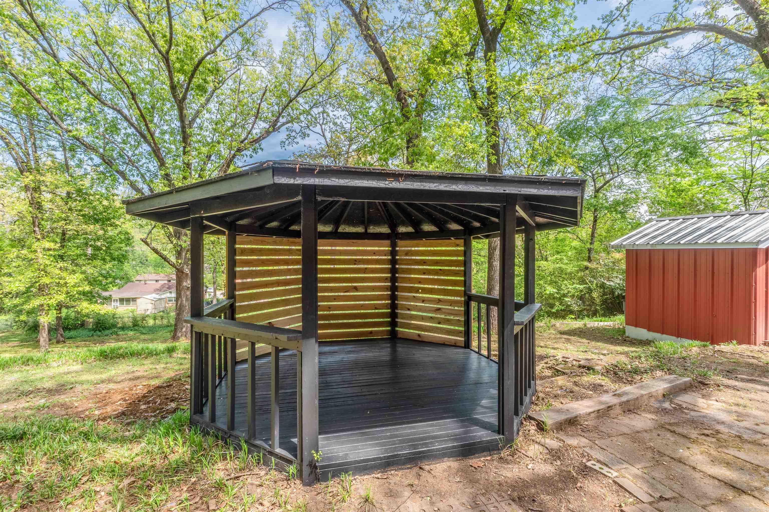 901 E H  North Little Rock, AR
