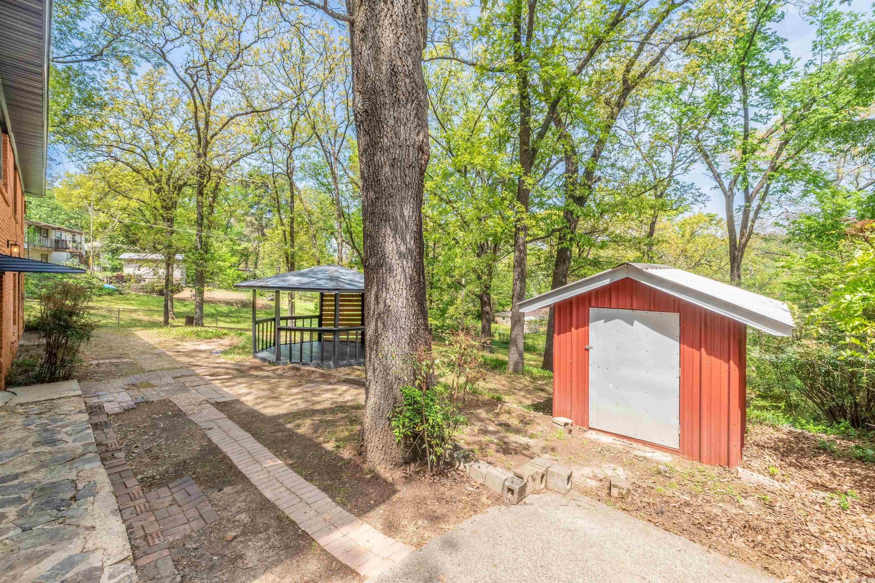 901 E H  North Little Rock, AR