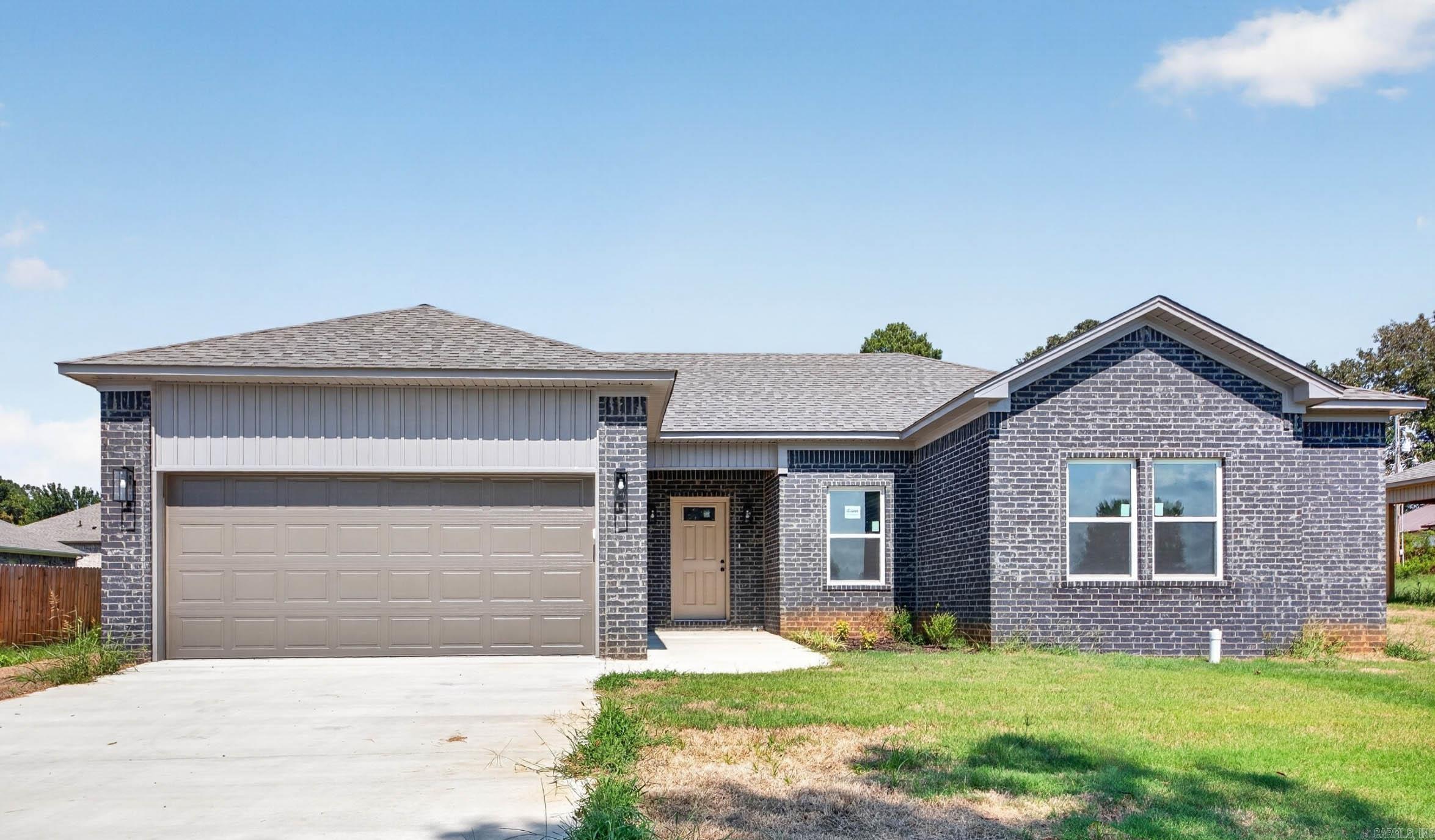 2022 Skylark Drive — exterior
