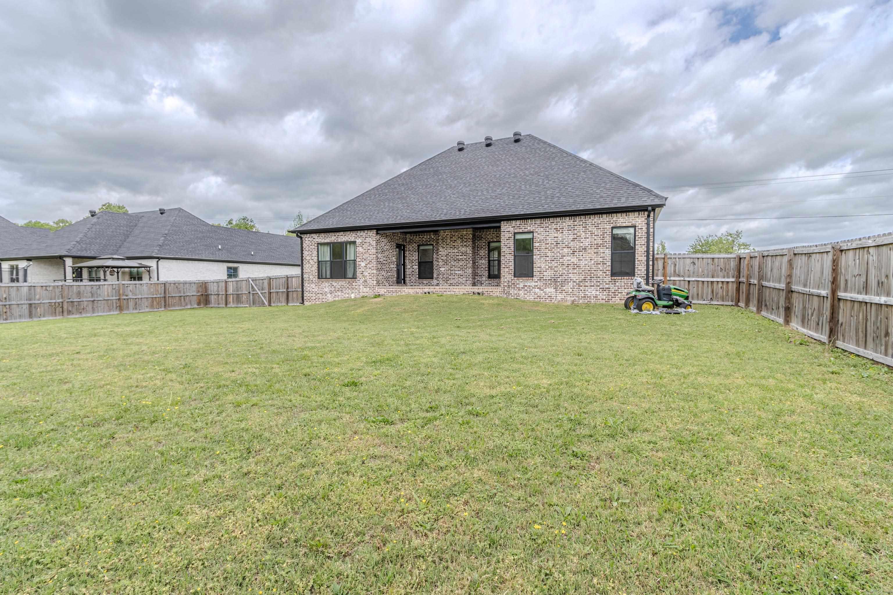 3202 Fairview Rd.  Paragould, AR