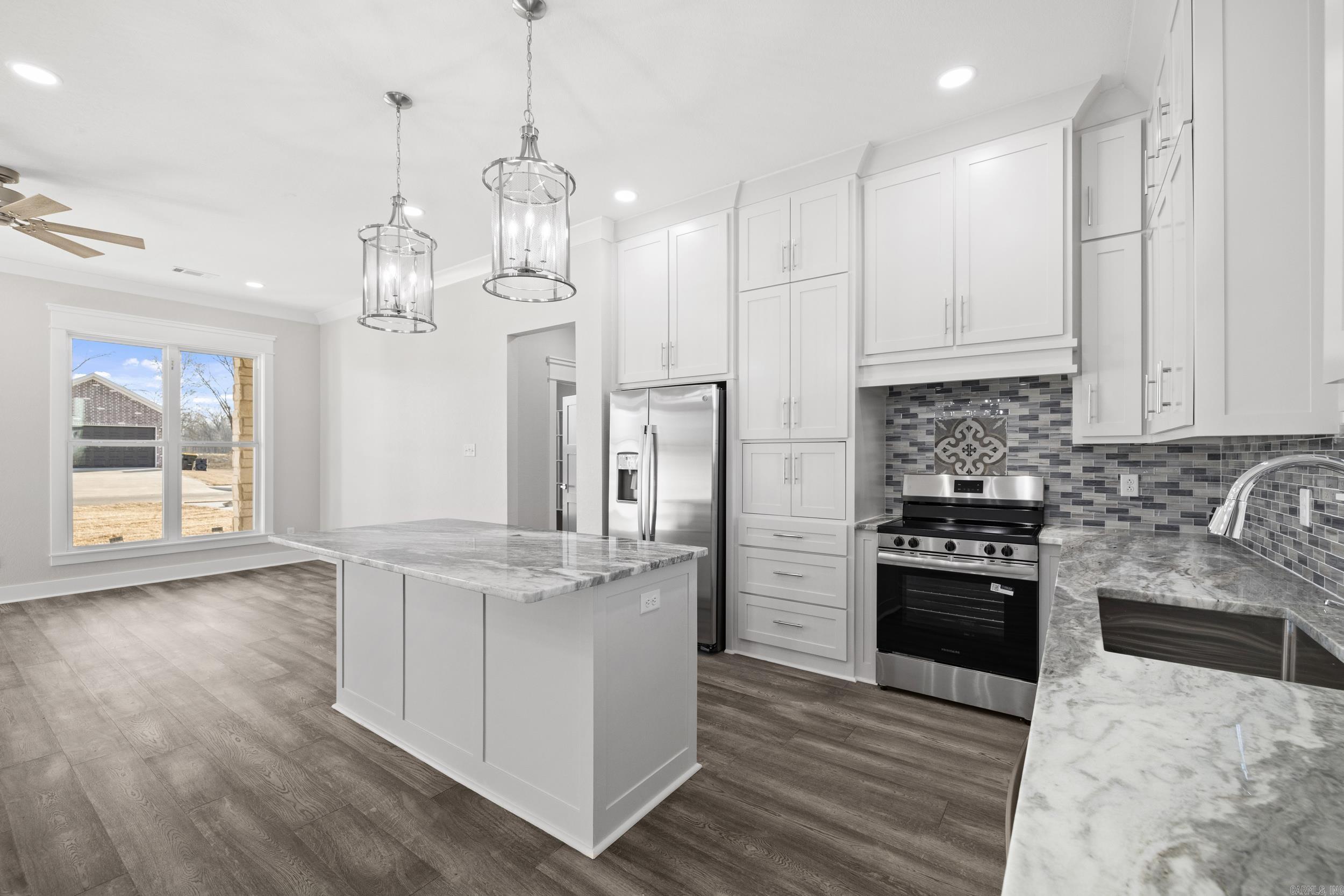 14 Libra Lane Ward, AR 72176