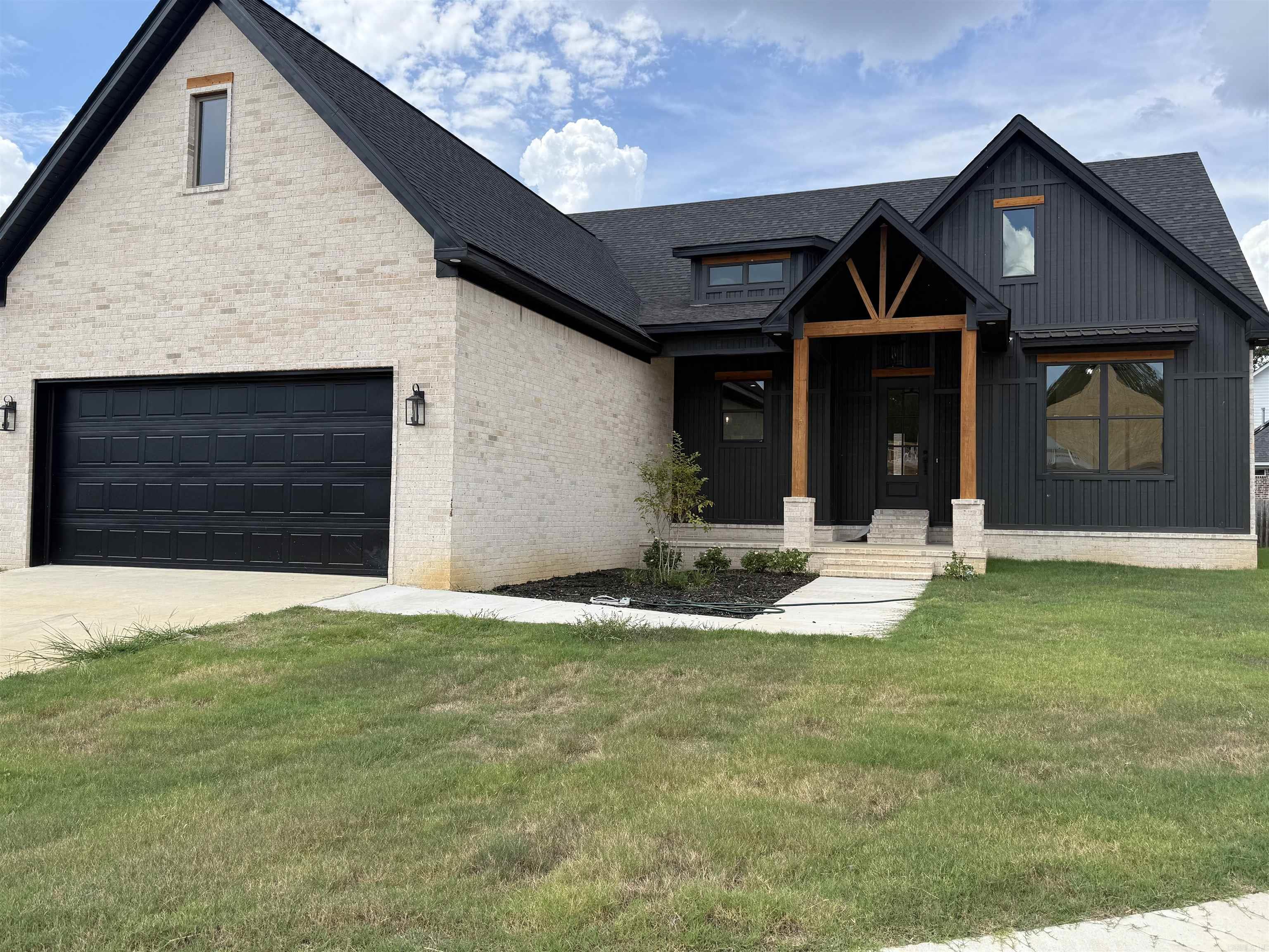 4055 Kindness Court — exterior